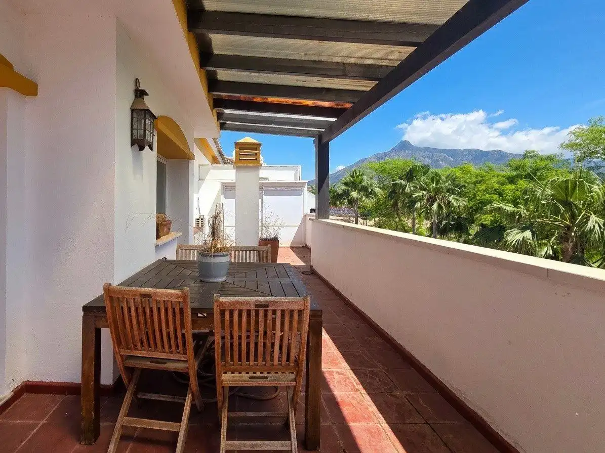 Penthouse met een adembenemend uitzicht in Nueva Andalucía, Marbella foto 12