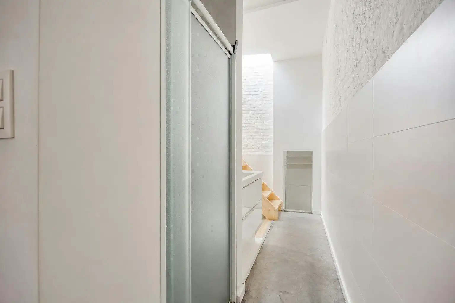 Stijlvolle studio van 78 m² met uitgesproken loftgevoel foto 11