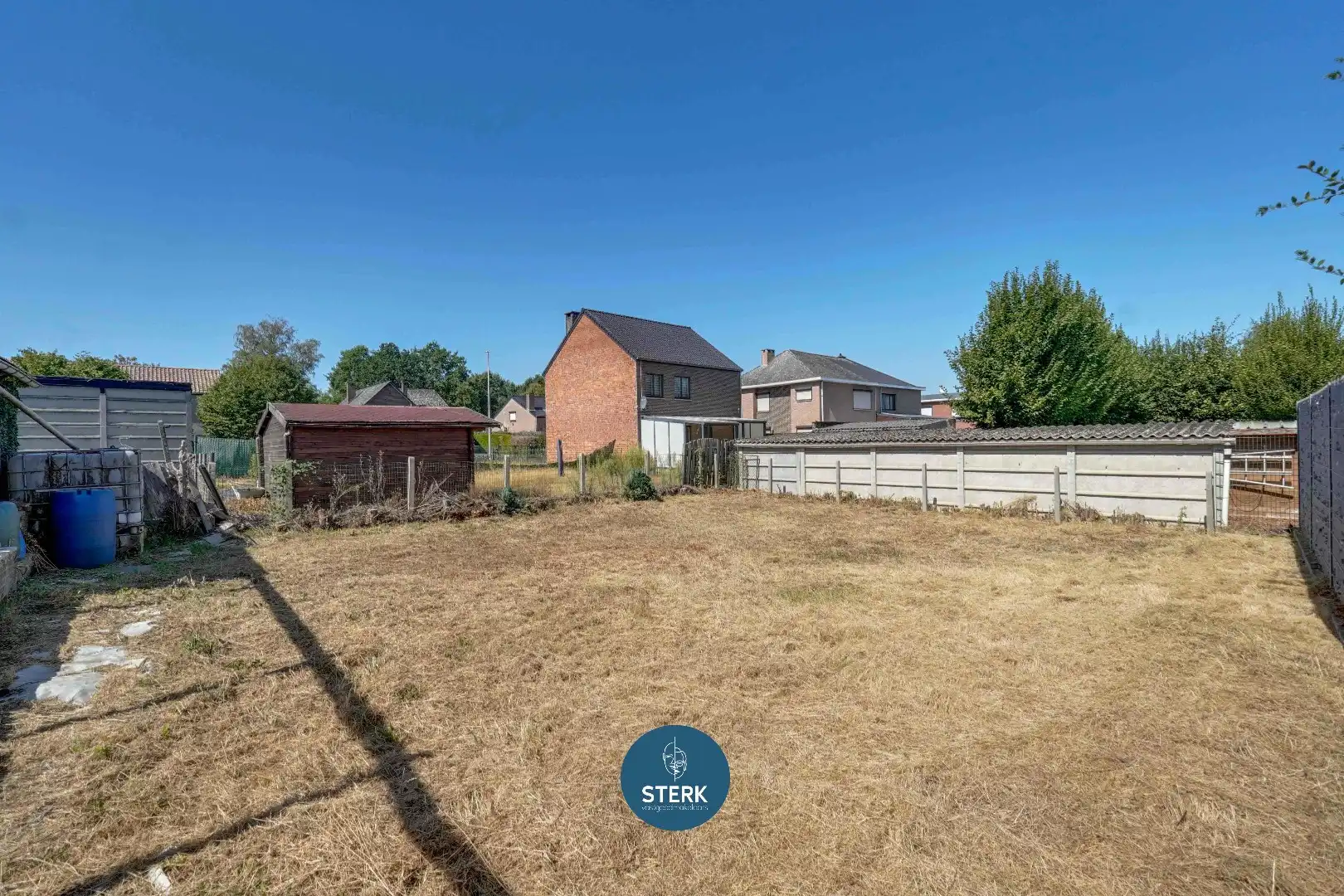 OP TE KNAPPEN GEZINSWONING (206 M²) MET VEEL POTENTIEEL TE LANAKEN !  foto 20