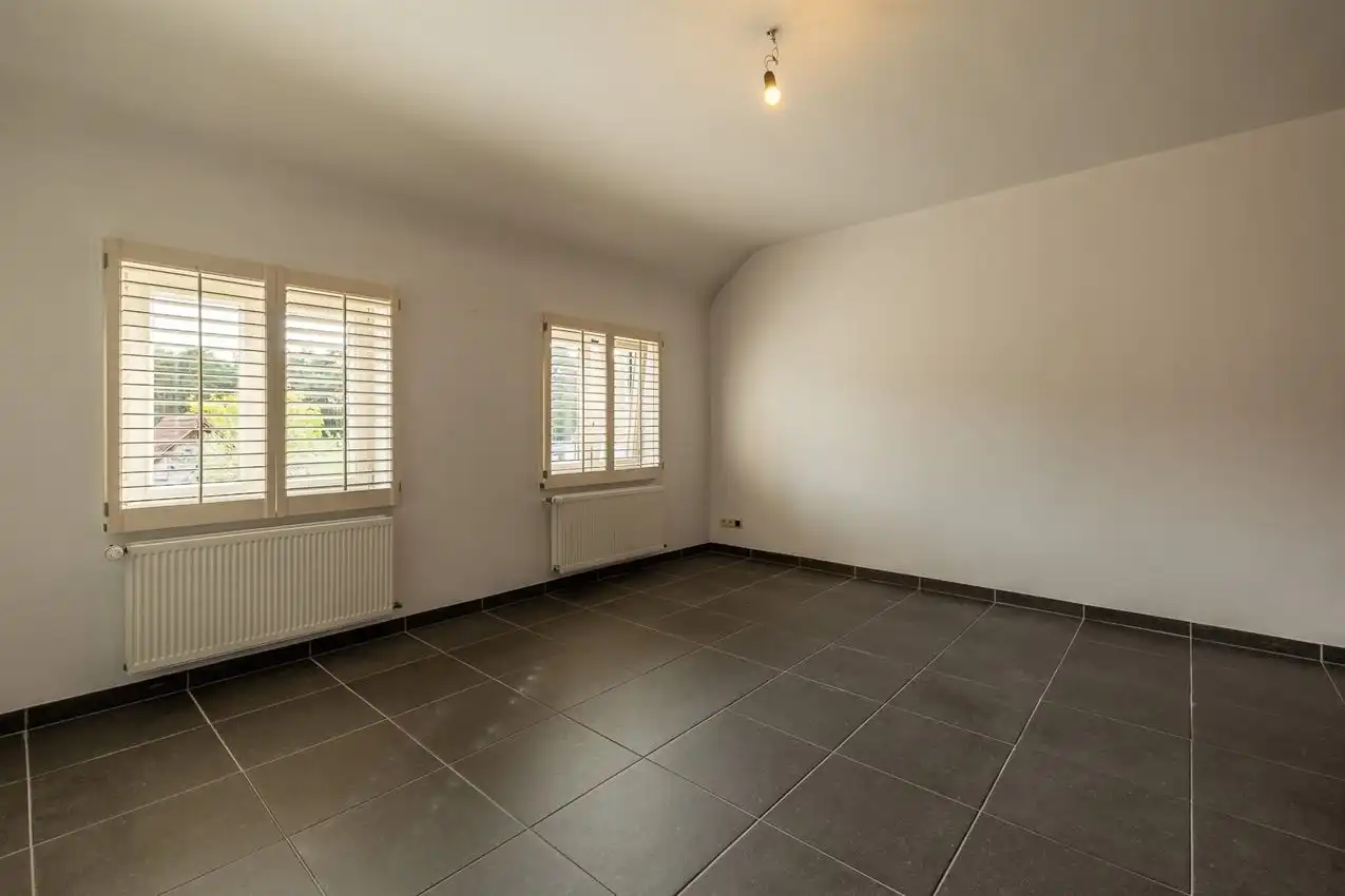 Instapklare, verrassend ruimle woning in landelijke omgeving foto 27