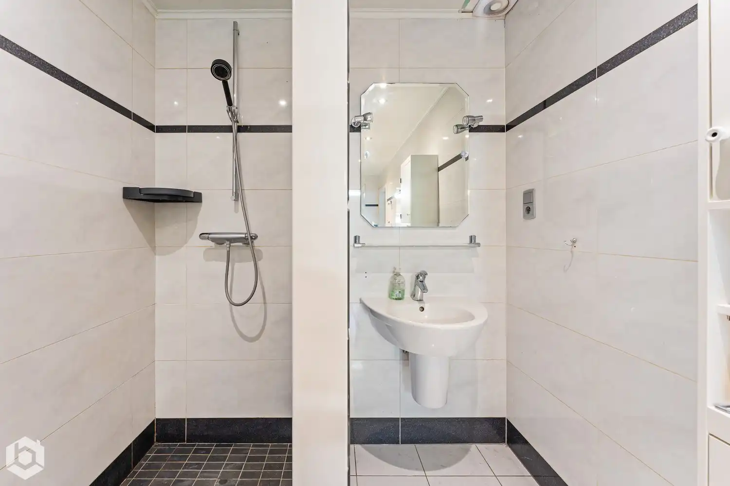 Instapklare woning met 3 slpkrs te Berlaar foto 10