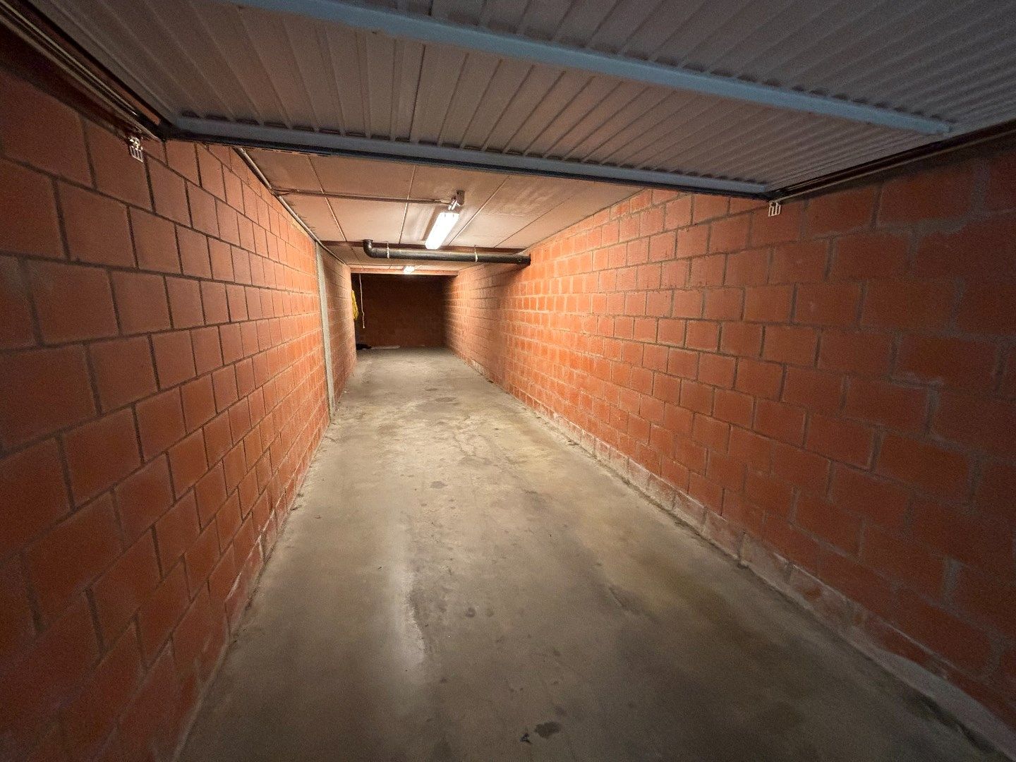 Grote garagebox voor 3 wagens foto 5