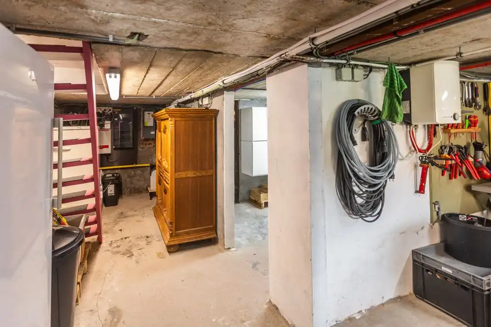 Vernieuwde woning met praktijk in de Arendswijk foto 24