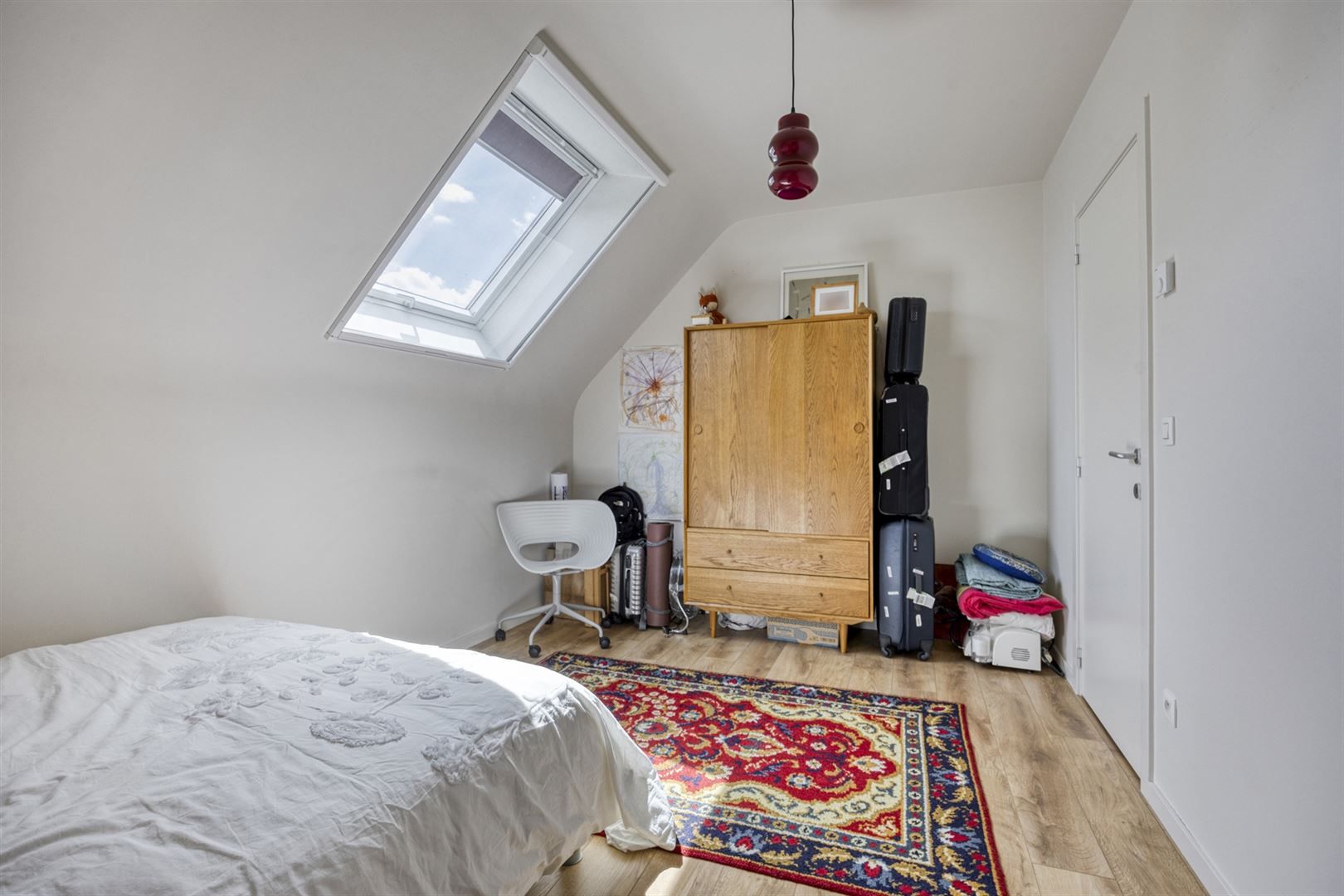 TE KOOP: Recente halfopen woning met tuin in Hoepertingen! foto 17