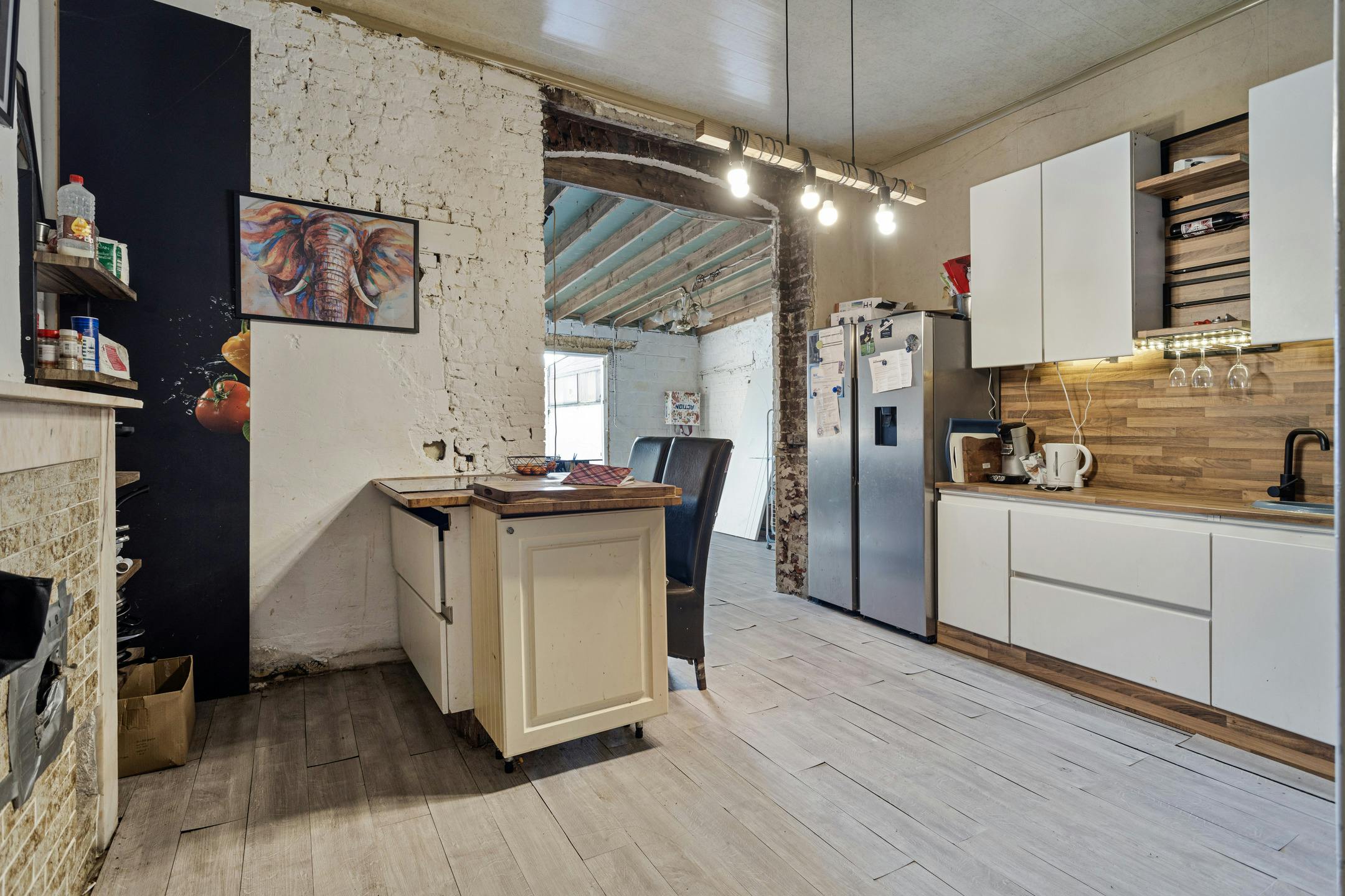 Huis te koop in Ieper met 3 kamers, tuin en garage foto 9