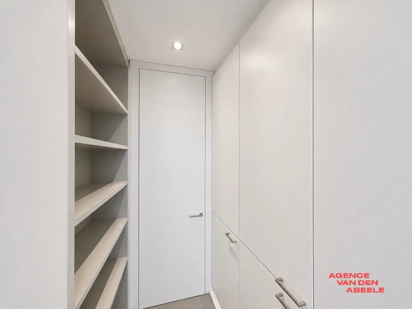 Prachtig gelegen appartement met 2 slaapkamers en zicht op de Damse Vaart  foto 4