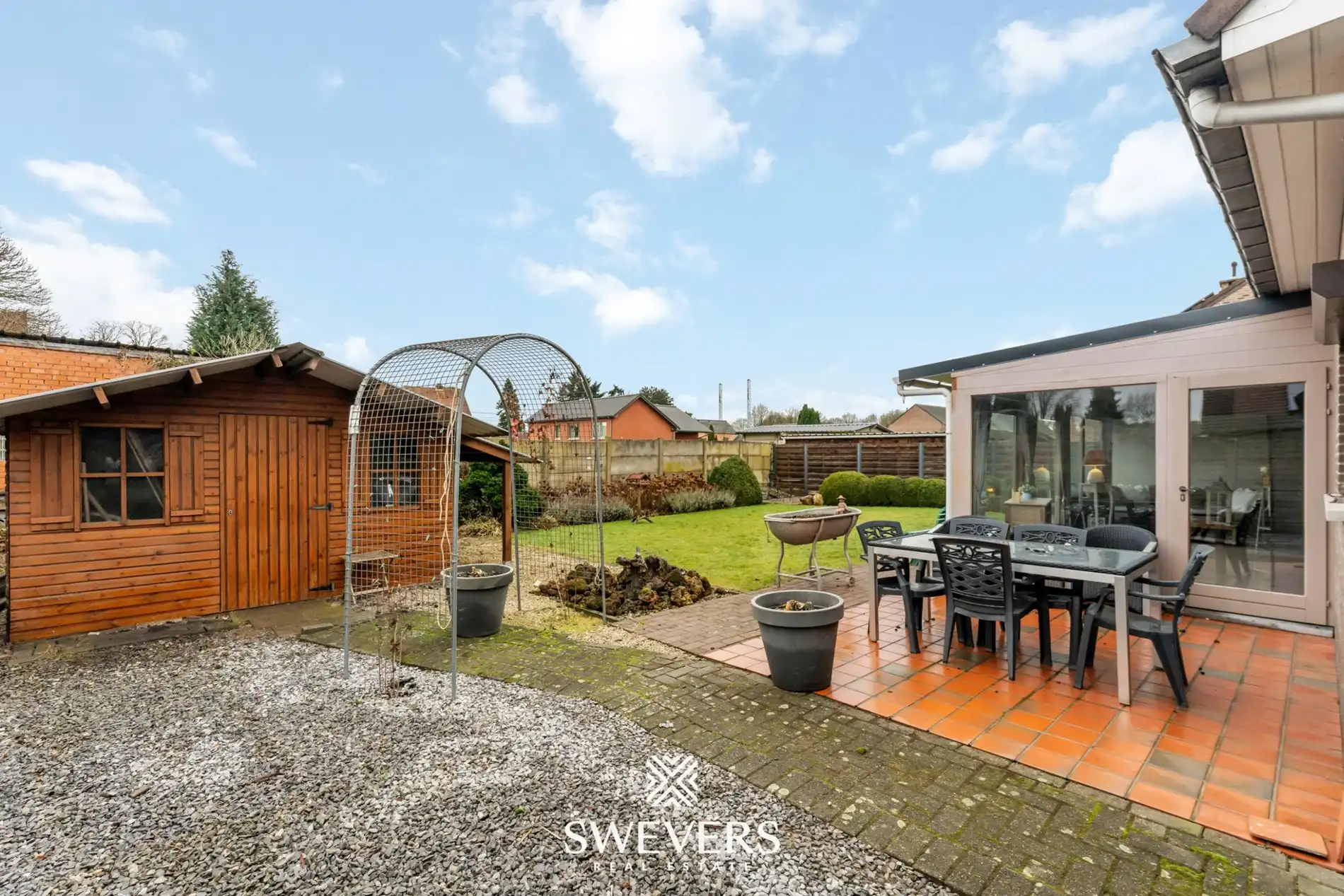 Instapklare open bebouwing met zuidgerichte tuin nabij het centrum van Heusden foto 28