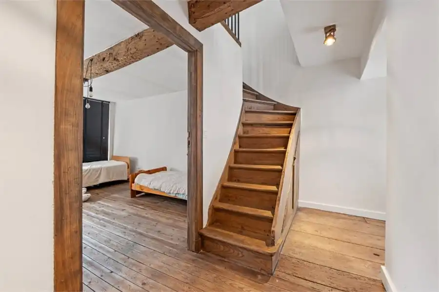 INSTAPKLARE STADSWONING MET DIRECT RENDEMENT IN HET HART VAN DE STAD foto 14