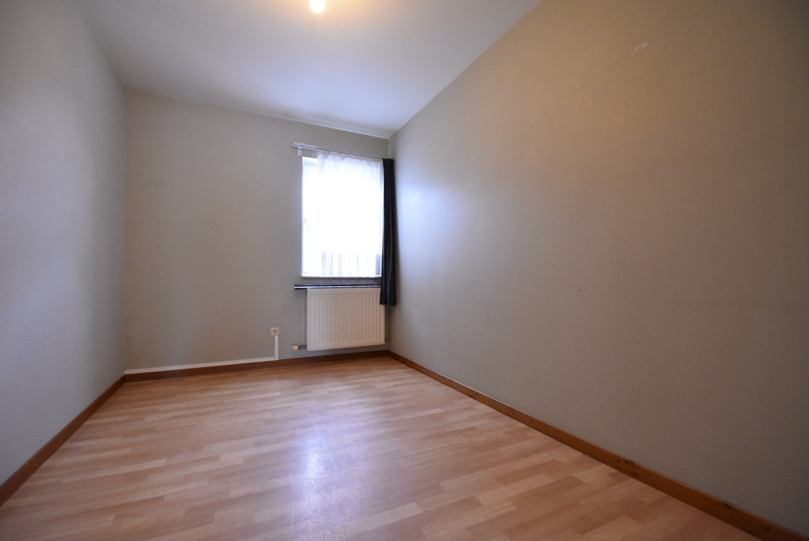 Betaalbaar appartement met 2 slaapkamers, terras en garage vlakbij centrum van Beverst foto 18