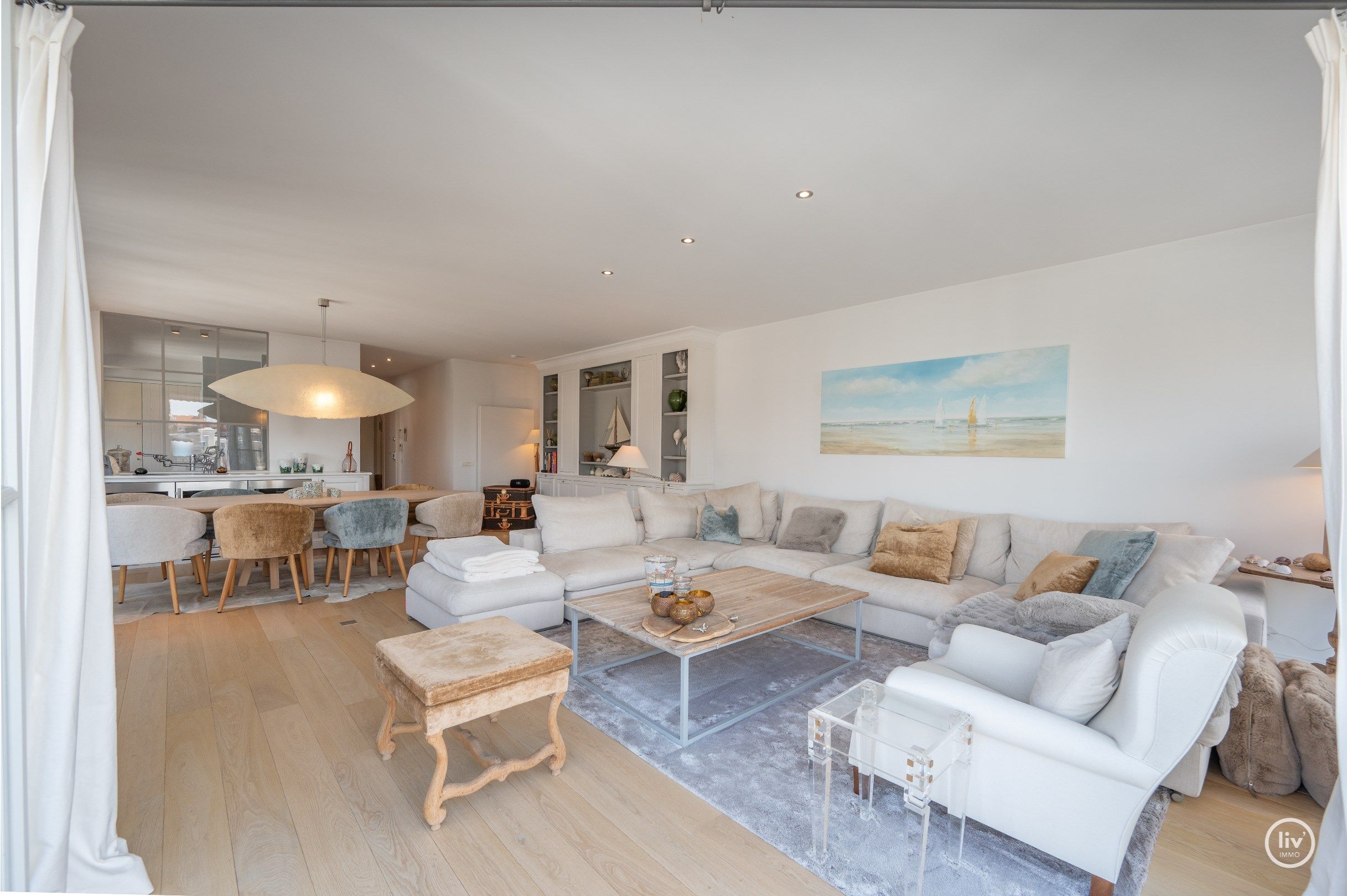 Ruim (160 m2) HOEKduplex met magnifieke open zichten op de Dumortierlaan te Knokke.  foto 5