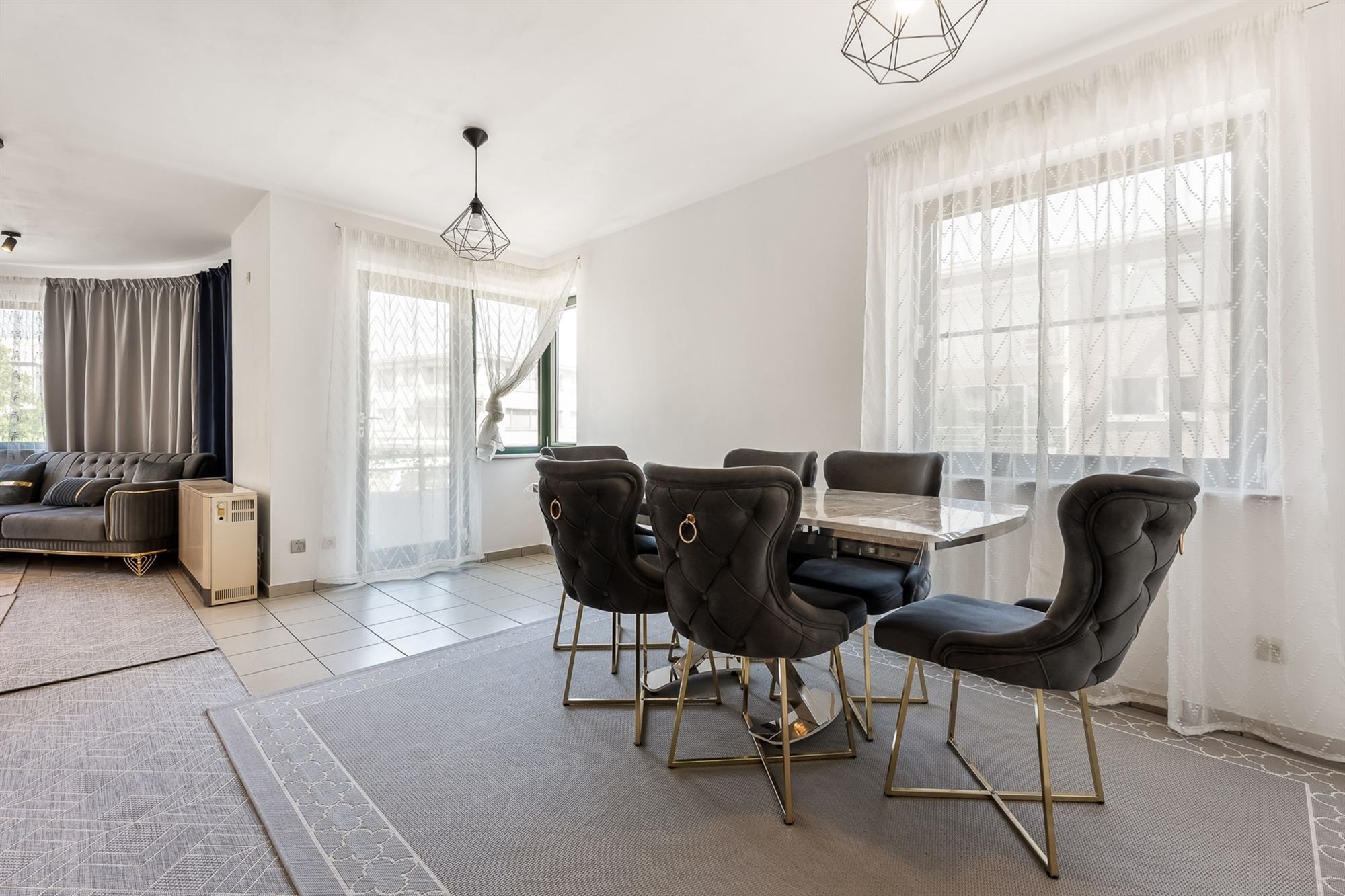 RUIM 2 SLAAPKAMER APPARTEMENT OP CENTRALE LIGGING IN BERINGEN CENTRUM foto 6