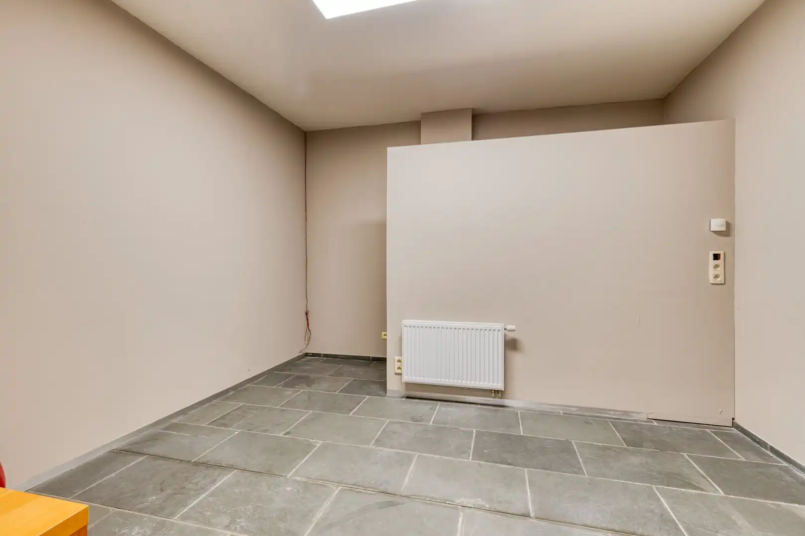 Ruim veelzijdig handelspand te koop – Bruggestraat, Hooglede foto 17