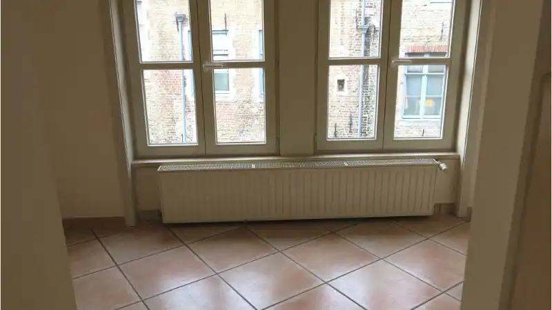 Vernieuwde 3-slaapkamerwoning te huur in het centrum van Brugge foto 9