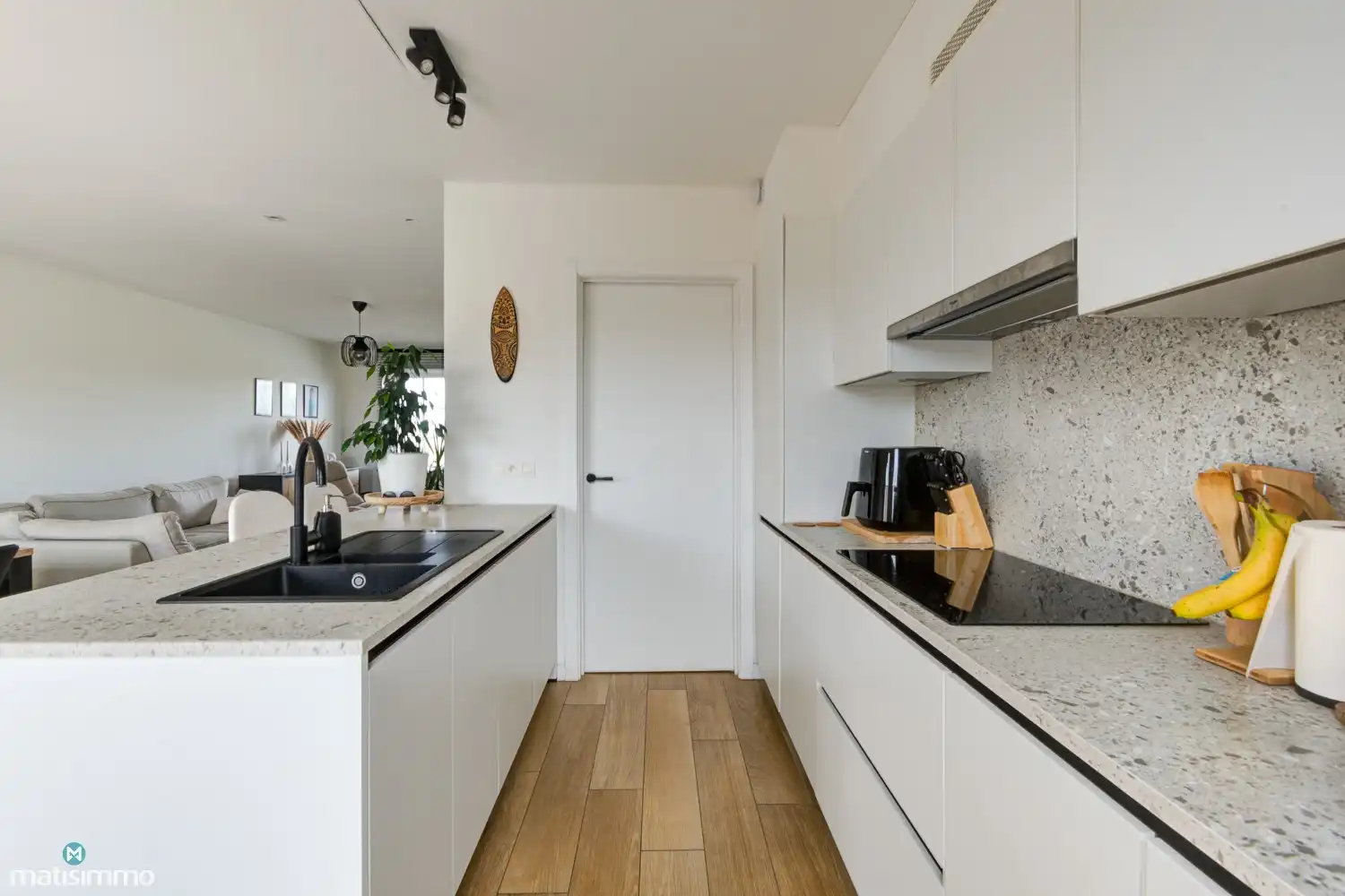 RUIME NIEUWBOUWWONING MET 4 SLAAPKAMERS EN RUIME TUIN TE MARTENSLINDE (BILZEN) foto 8