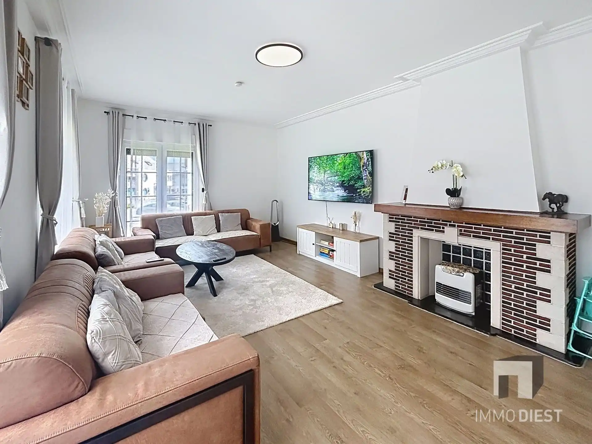 Gerenoveerde gelijkvloers woning centrum Tessenderlo foto 9