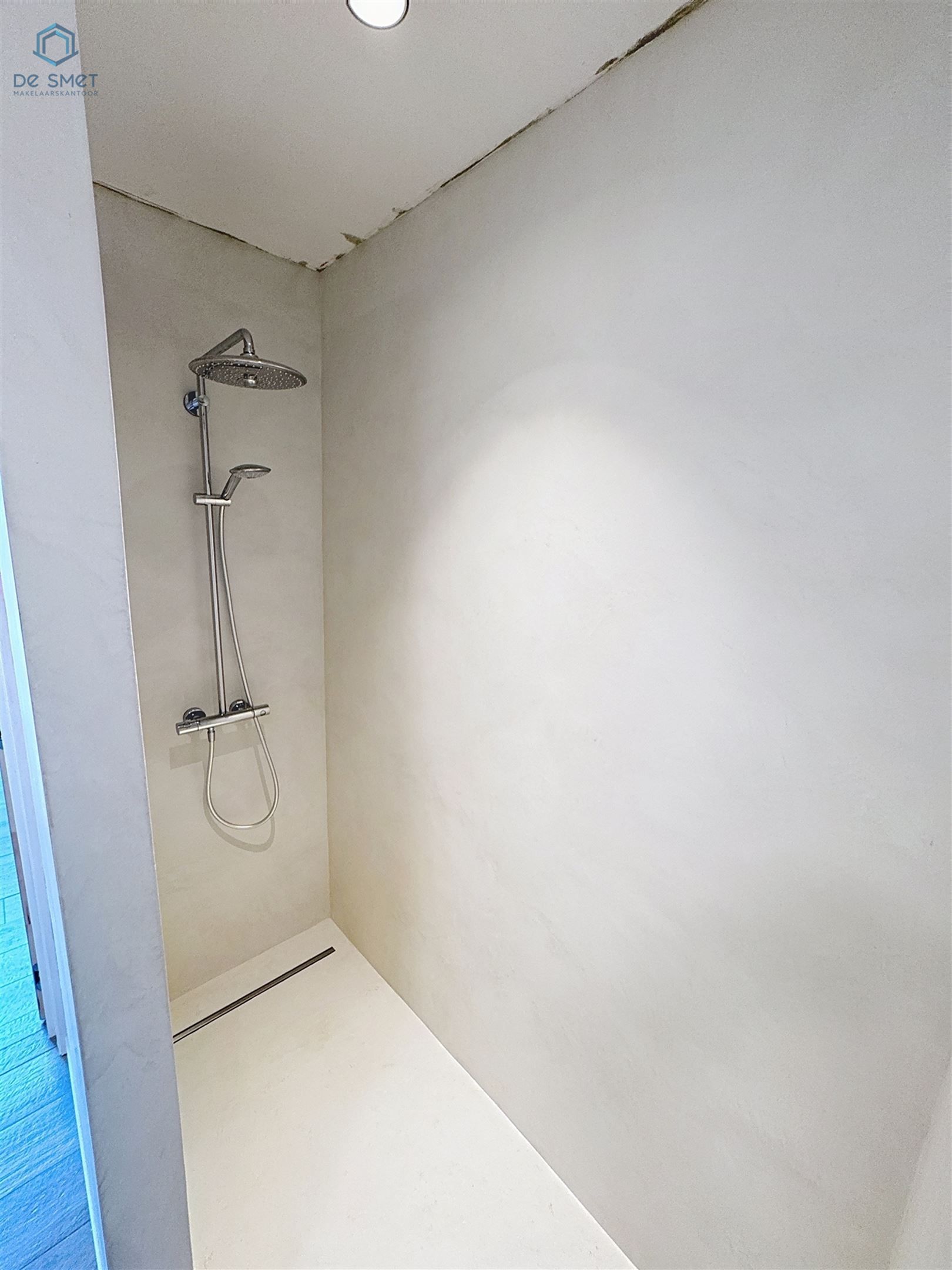 PRACHTIGE BEN-NIEUWBOUWWONING MET 3 SLPK, DRESSING, INBOUWKASTEN & TUIN ZARLARDINGE foto 24