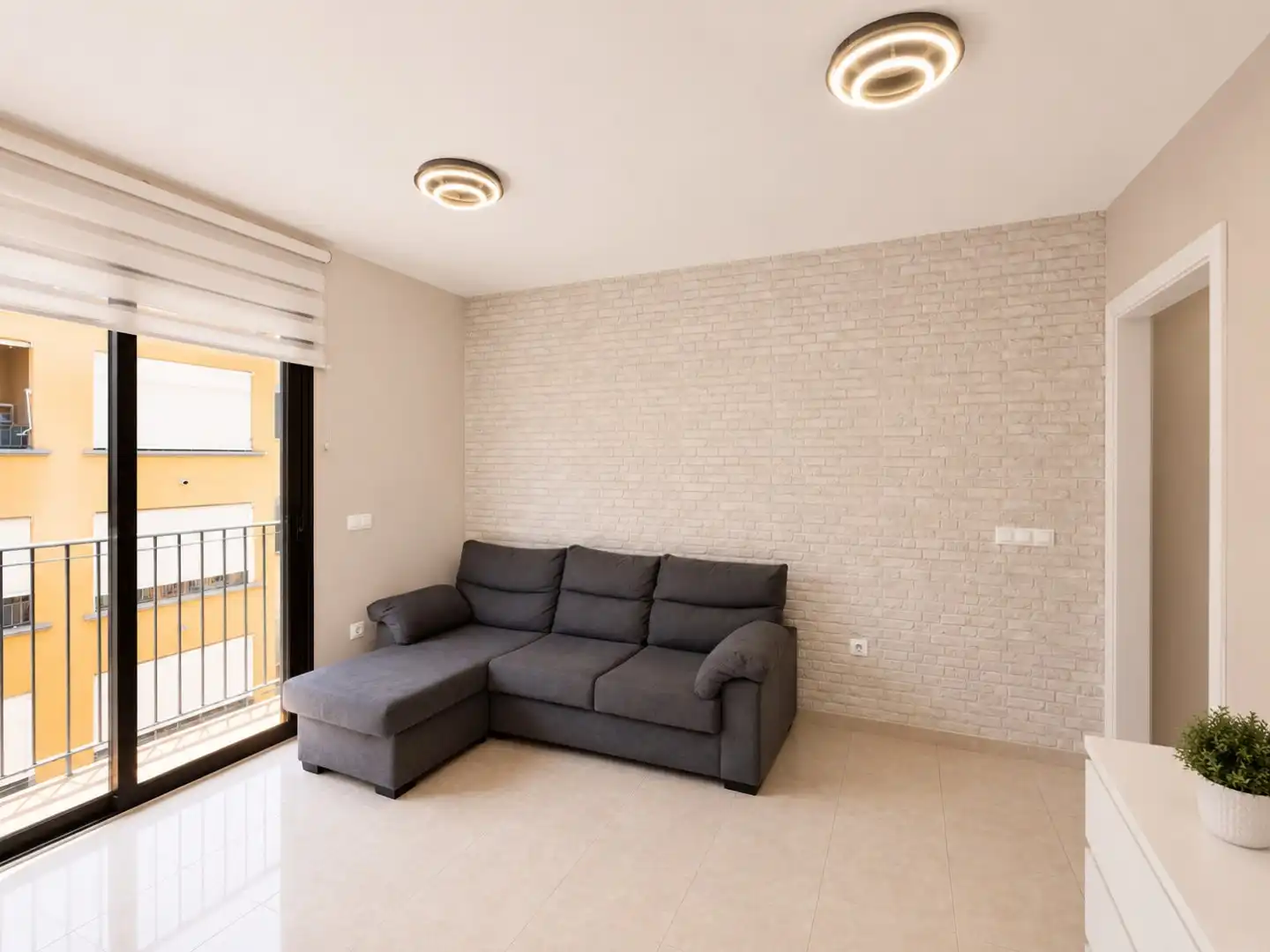 Volledig gerenoveerd appartement in El Galeón, Adeje, Rustig wonen in een woonwijk op Tenerife foto 6