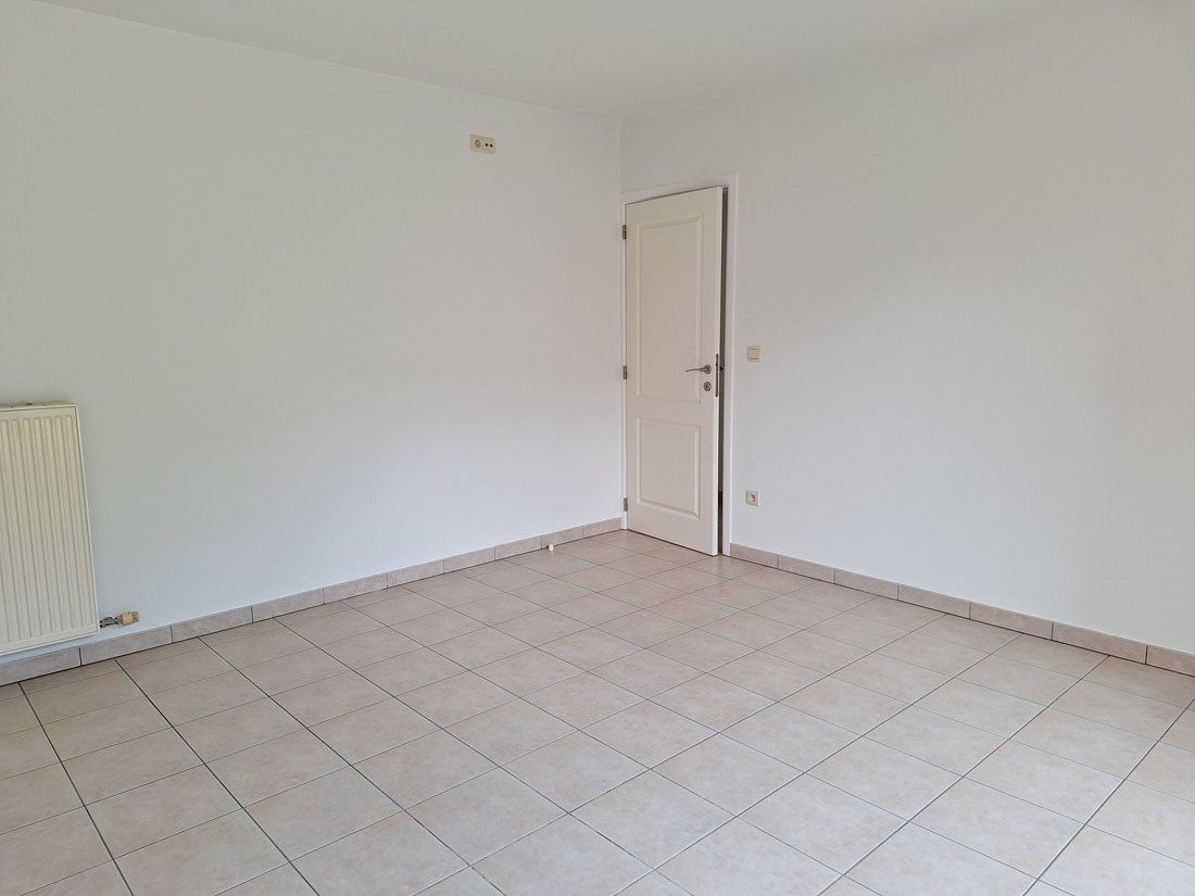 Knap opgefrist gelijkvloers appartement te Paal foto 13