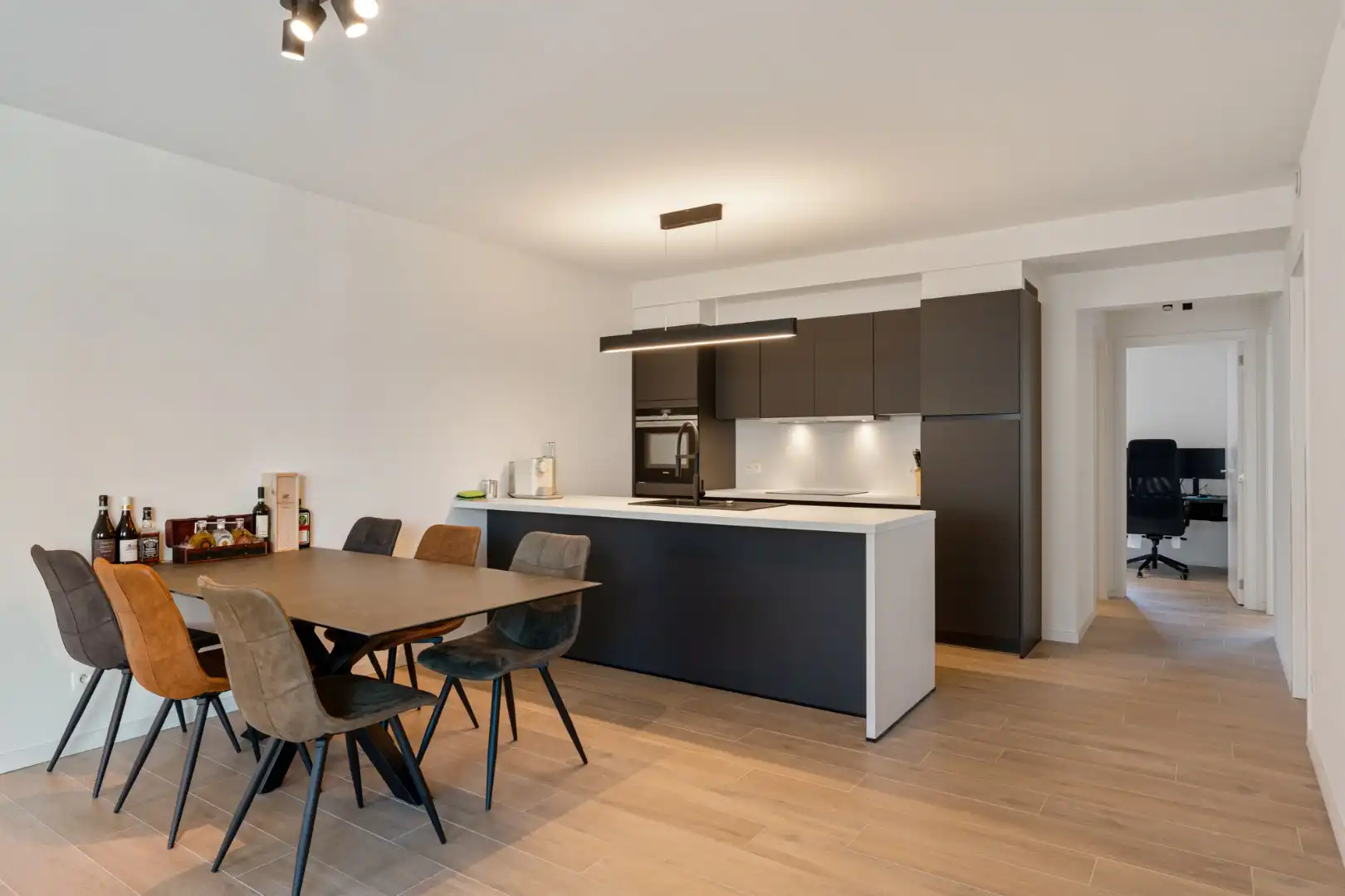 Energiezuinig 2 slpk app, 97m² + terras, parking en berging foto 5