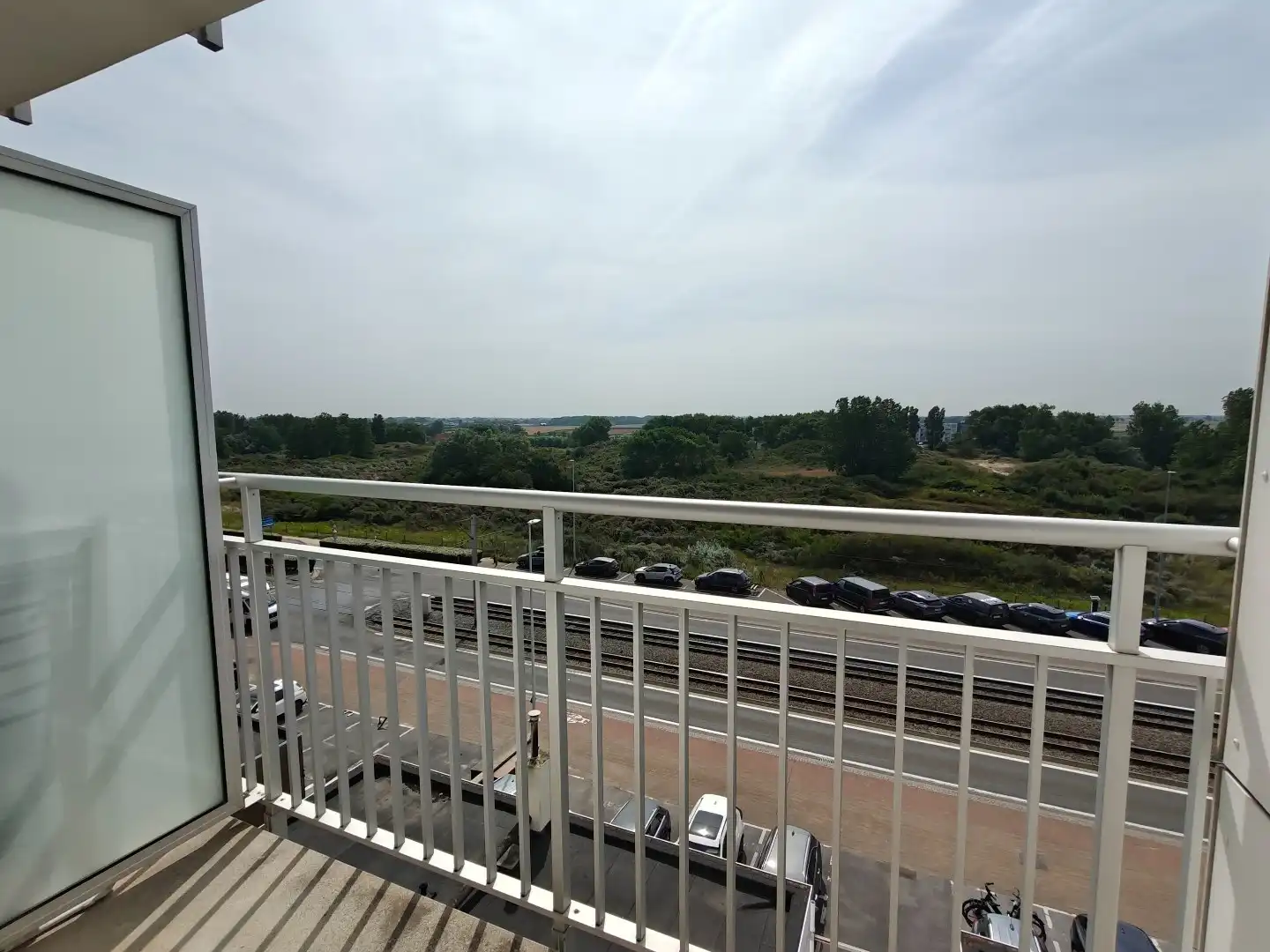 Lichtrijk appartement met panoramisch zeezicht (89 m²) foto 9