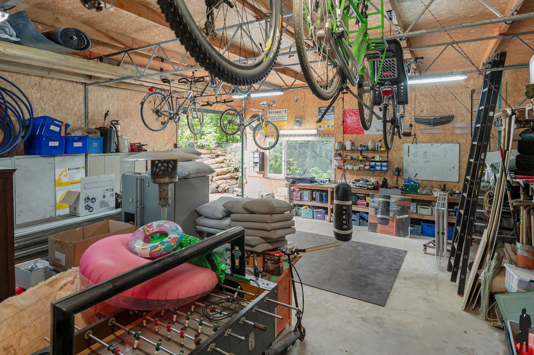 Volledige gerenoveerde villa te koop foto 73