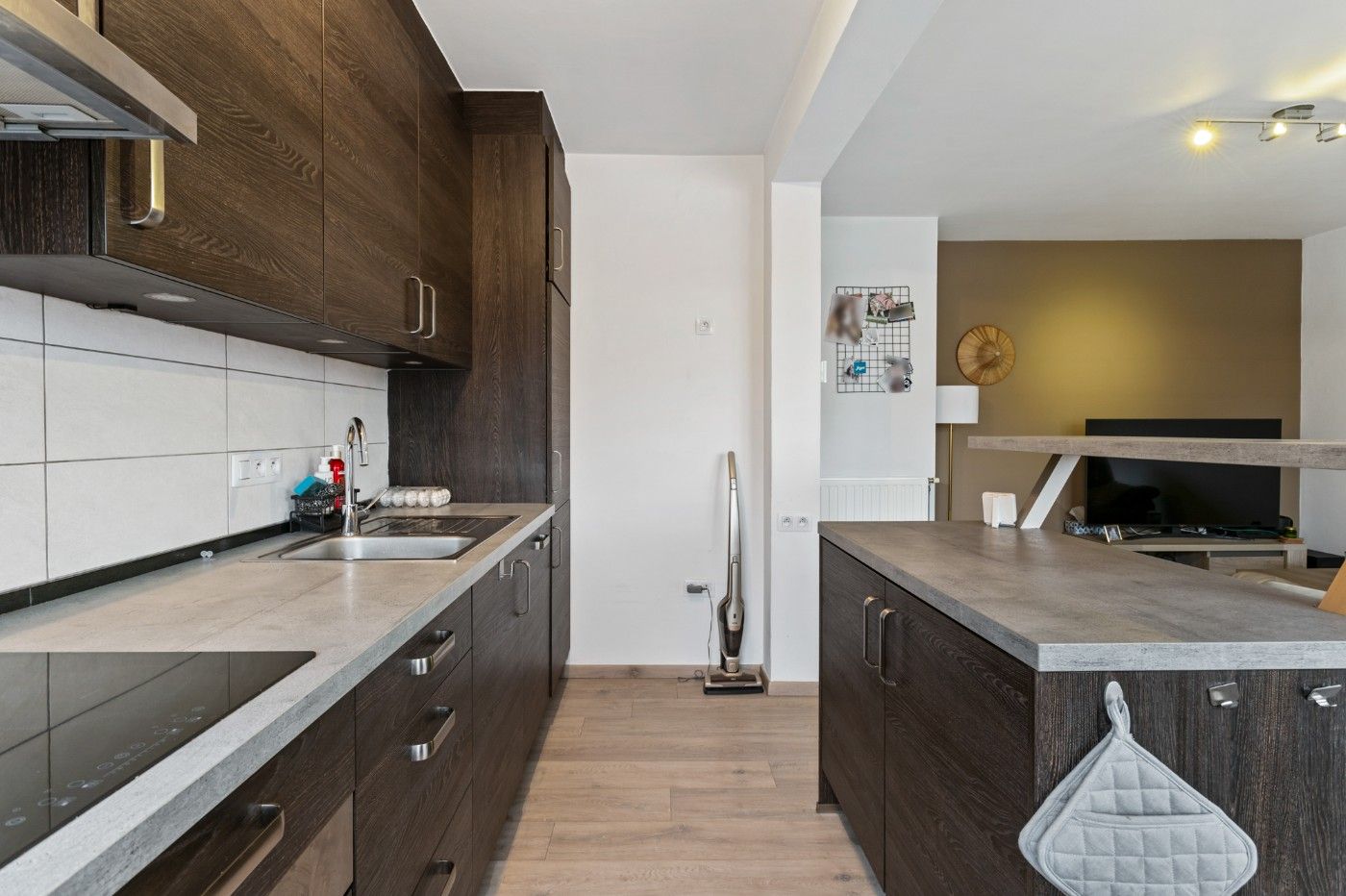 Centraal gelegen, instapklaar appt. met 1 slpk. foto 10