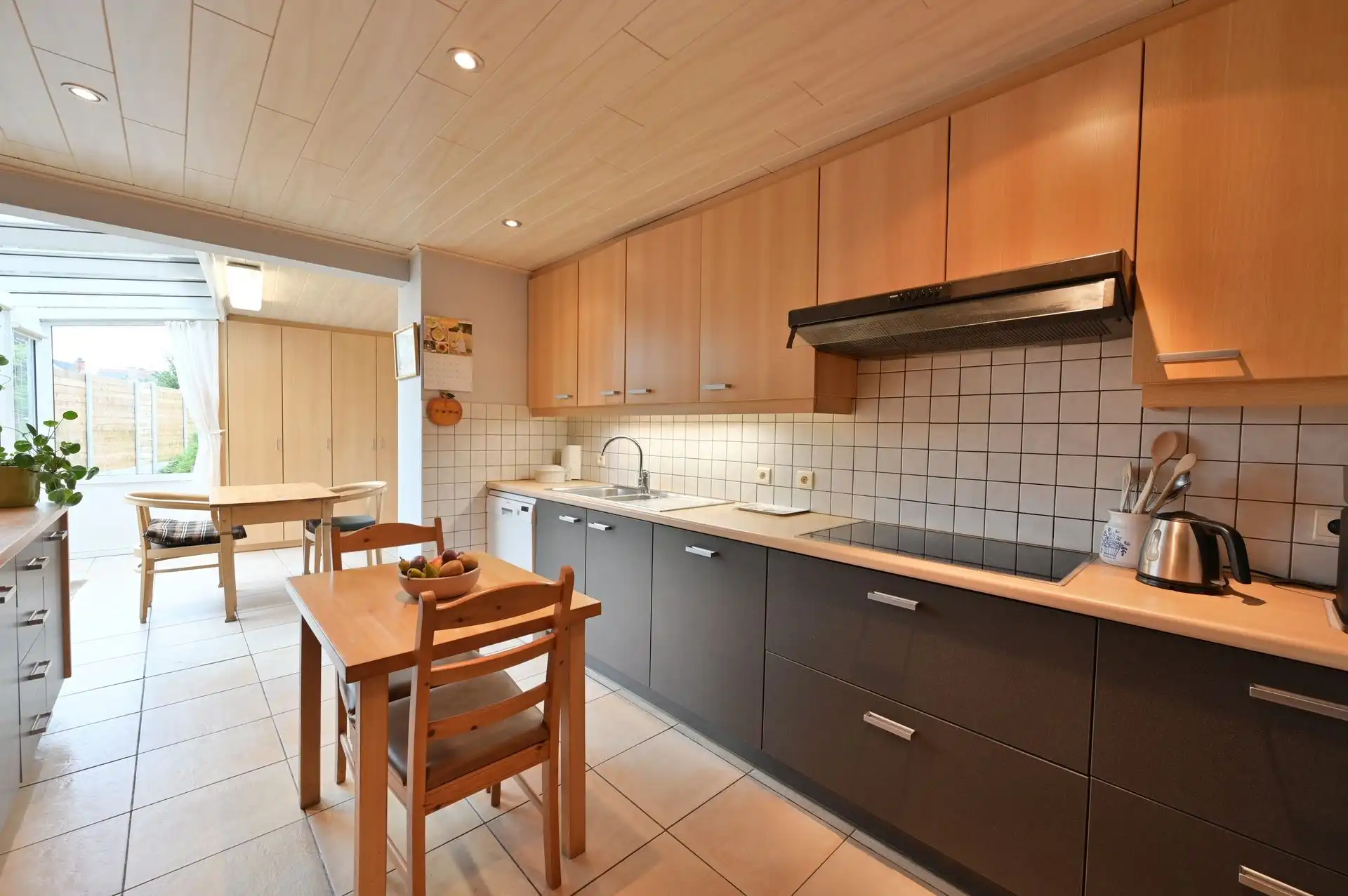 Karaktervolle woning met 4 slpks en prachtige tuin op een toplocatie foto 7