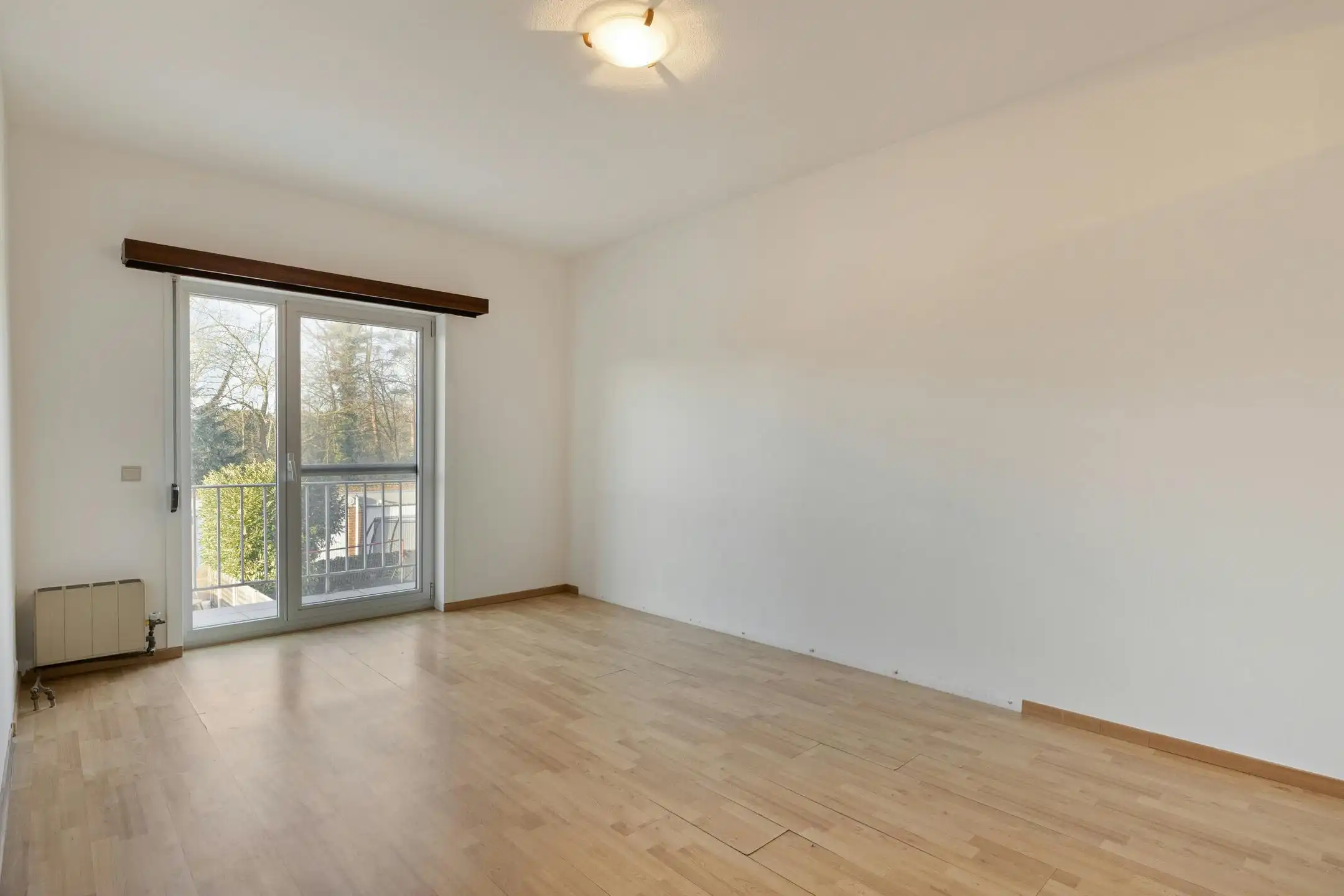 Te renoveren appartement met 2 slaapkamers te koop in Wilrijk  foto 11