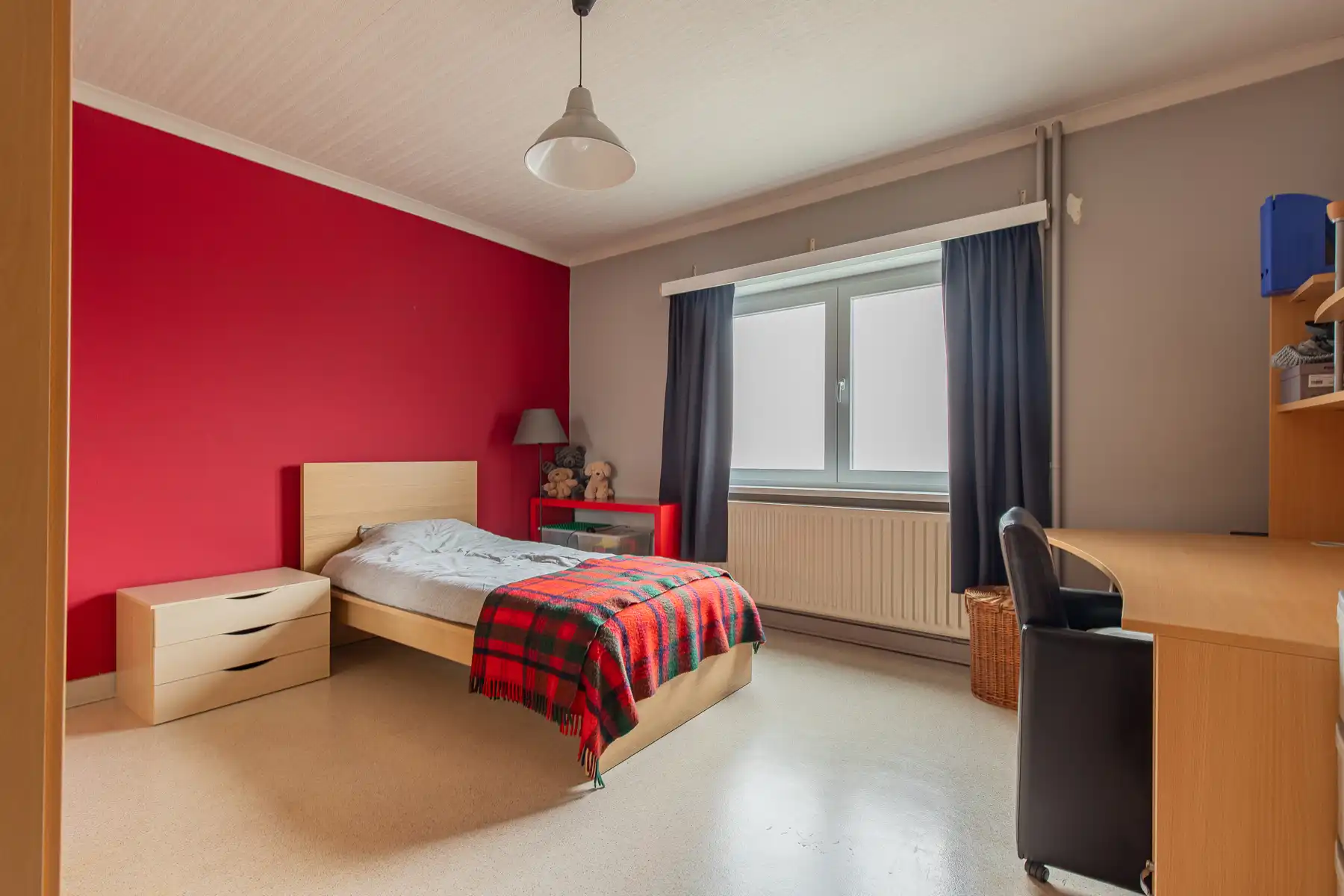 Instapklare woning in het centrum van Zele foto 9