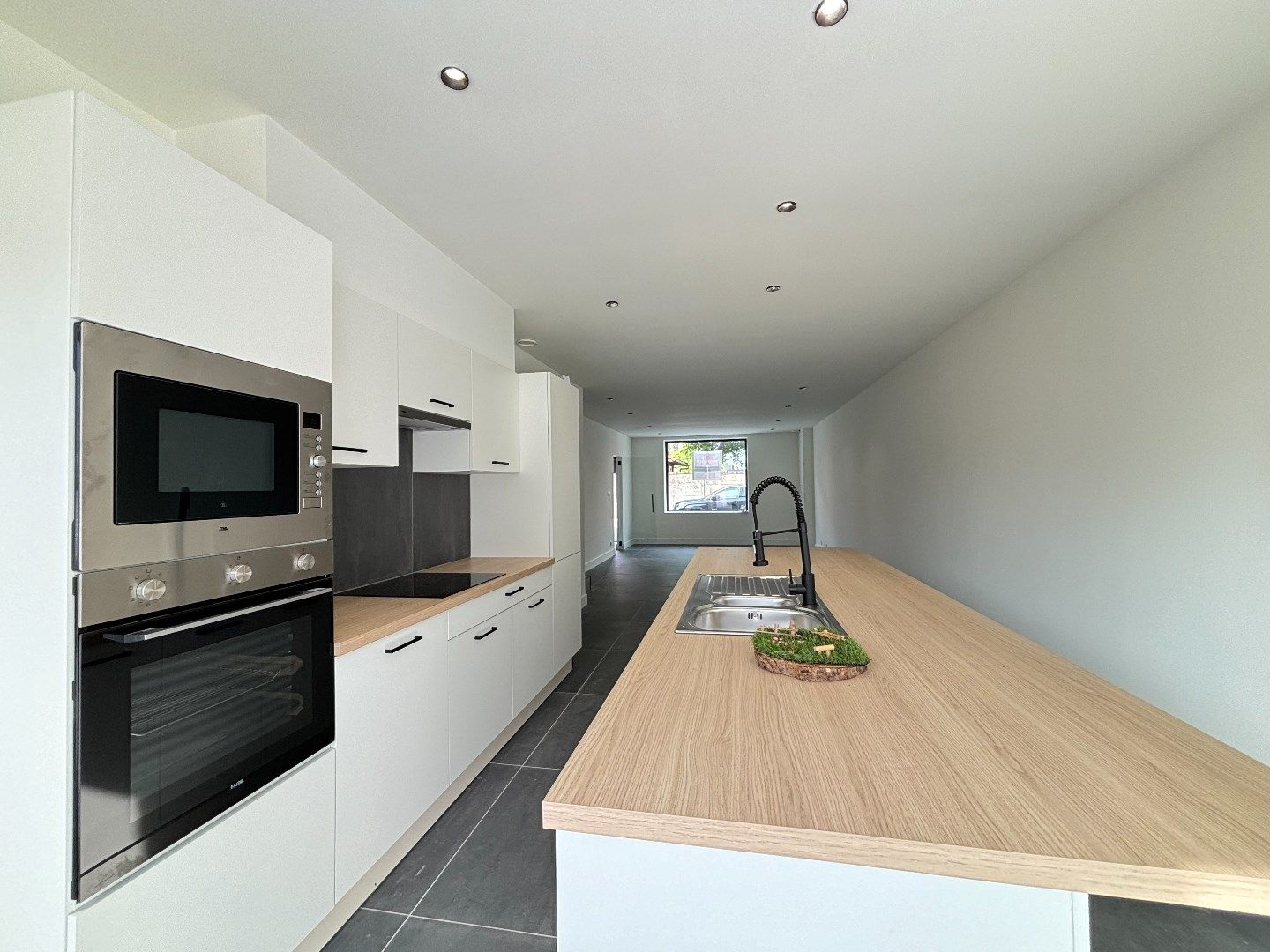 ENERGIEZUINIGE WONING MET 2 SLPKS, TUIN EN GARAGE foto 14