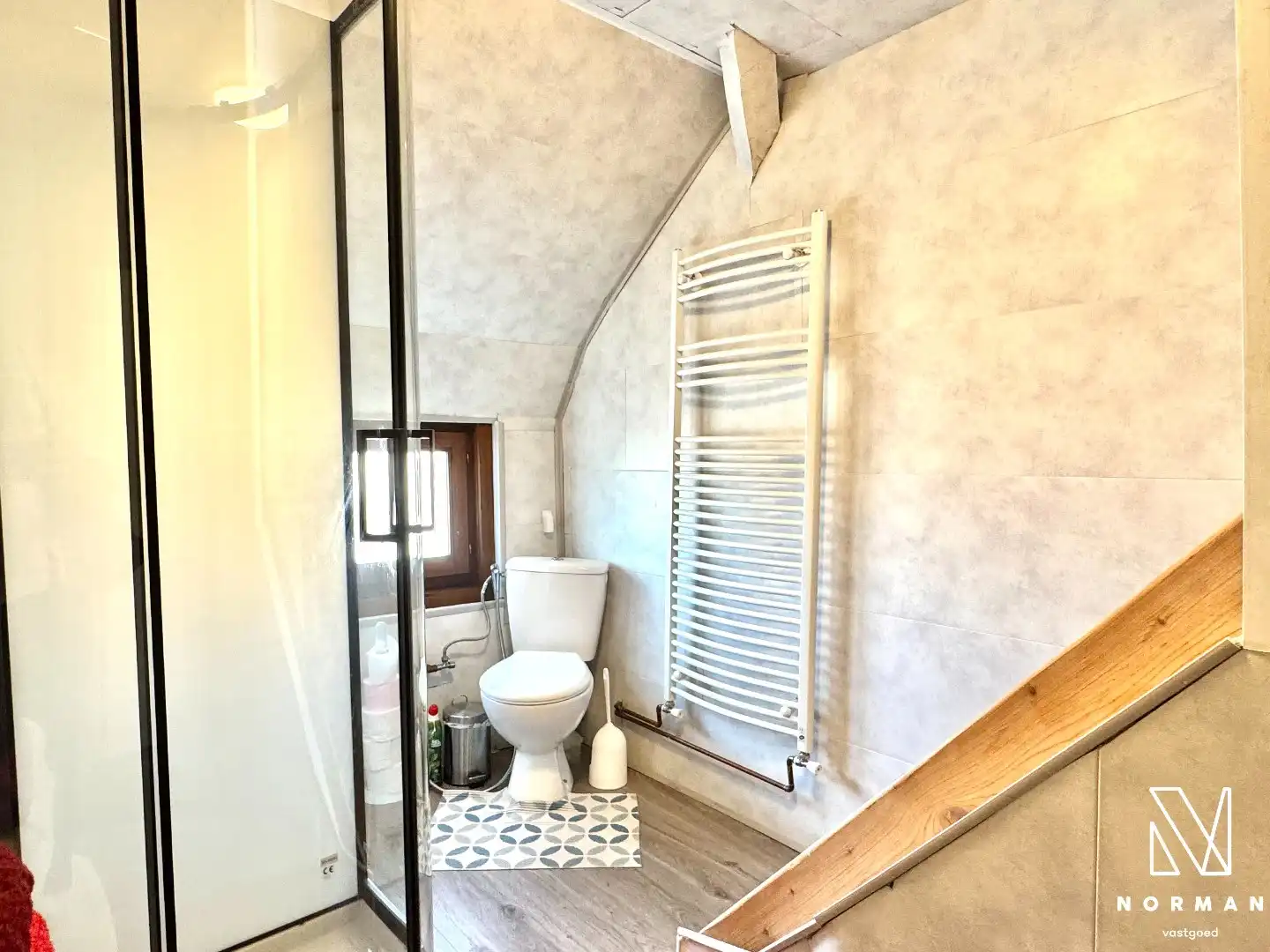 Instapklare woning te koop in Bavikhove met 3 slaapkamers, 2 badkamers en werkatlier op rustige, landelijke ligging! foto 22