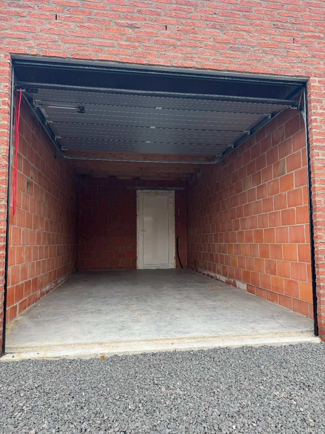 NIeuwbouwgarage te koop in Gullegem foto 3