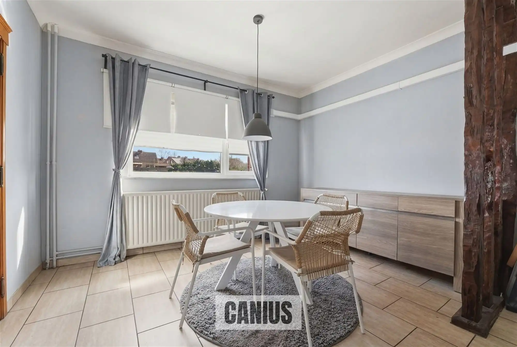 CHARMANTE BEL-ETAGE WONING MET 3 SLAAPKAMERS foto 7