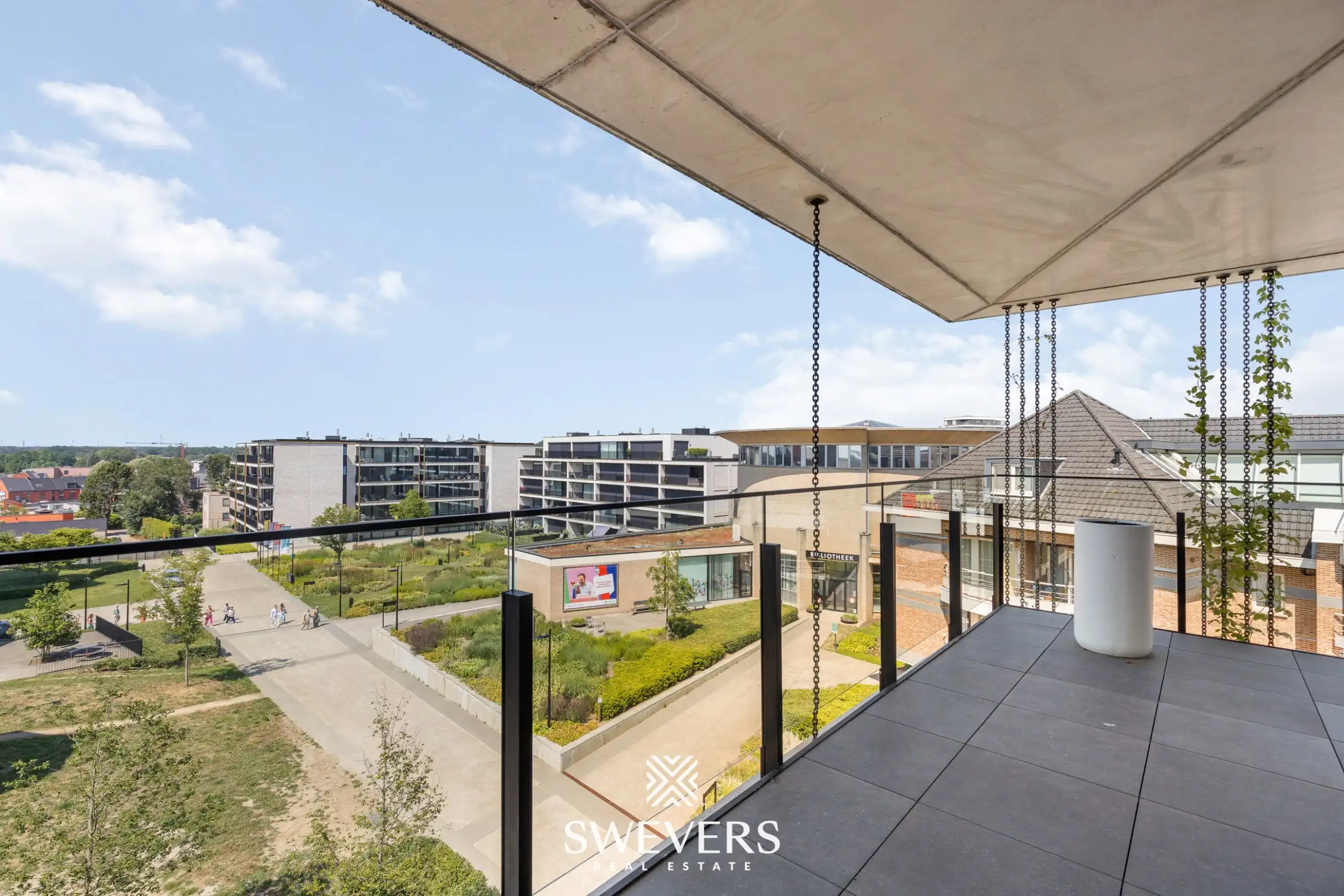 Fantastisch appartement met 3 slaapkamers en ruim terras op de Markt in Beringen  foto 26
