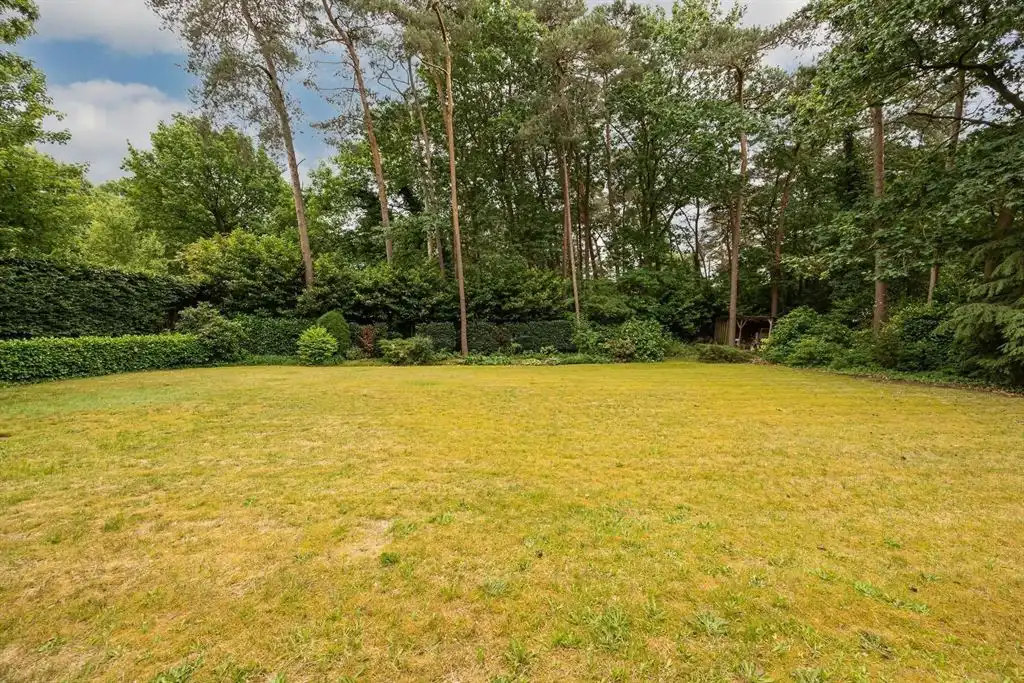 Klassieke villa op 2.233m² met zuid-georiënteerde tuin foto 20