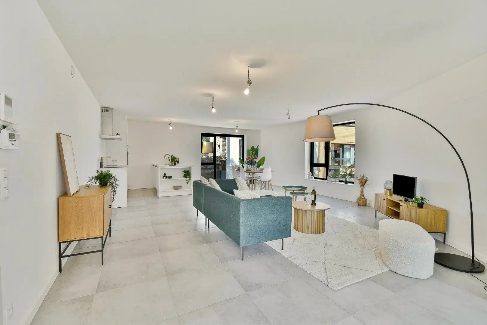 Stijlvol en energiezuinig nieuwbouwappartement in hartje Gistel foto 2