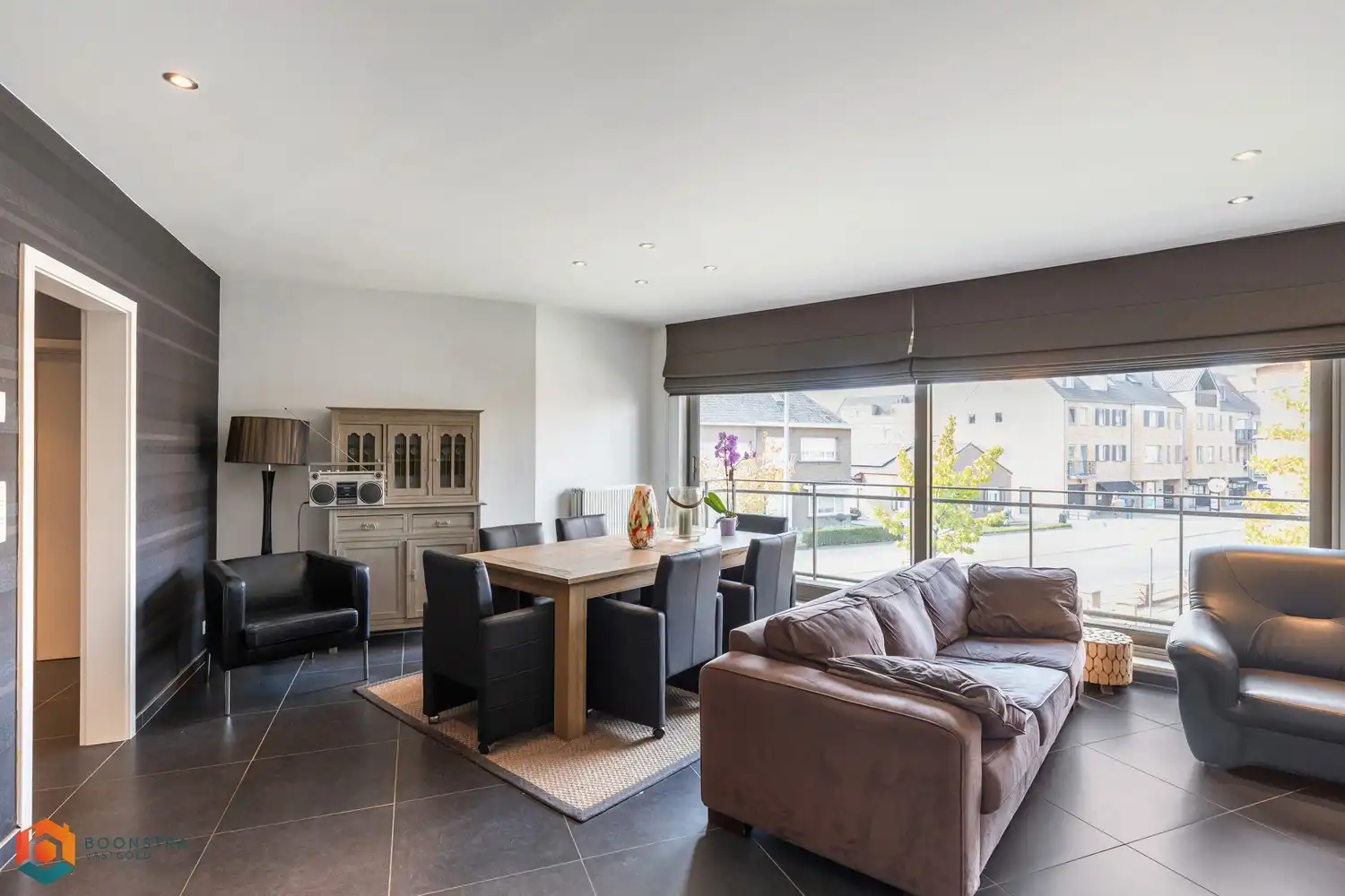 Appartement met 2 slpkrs in centrum Putte foto 2