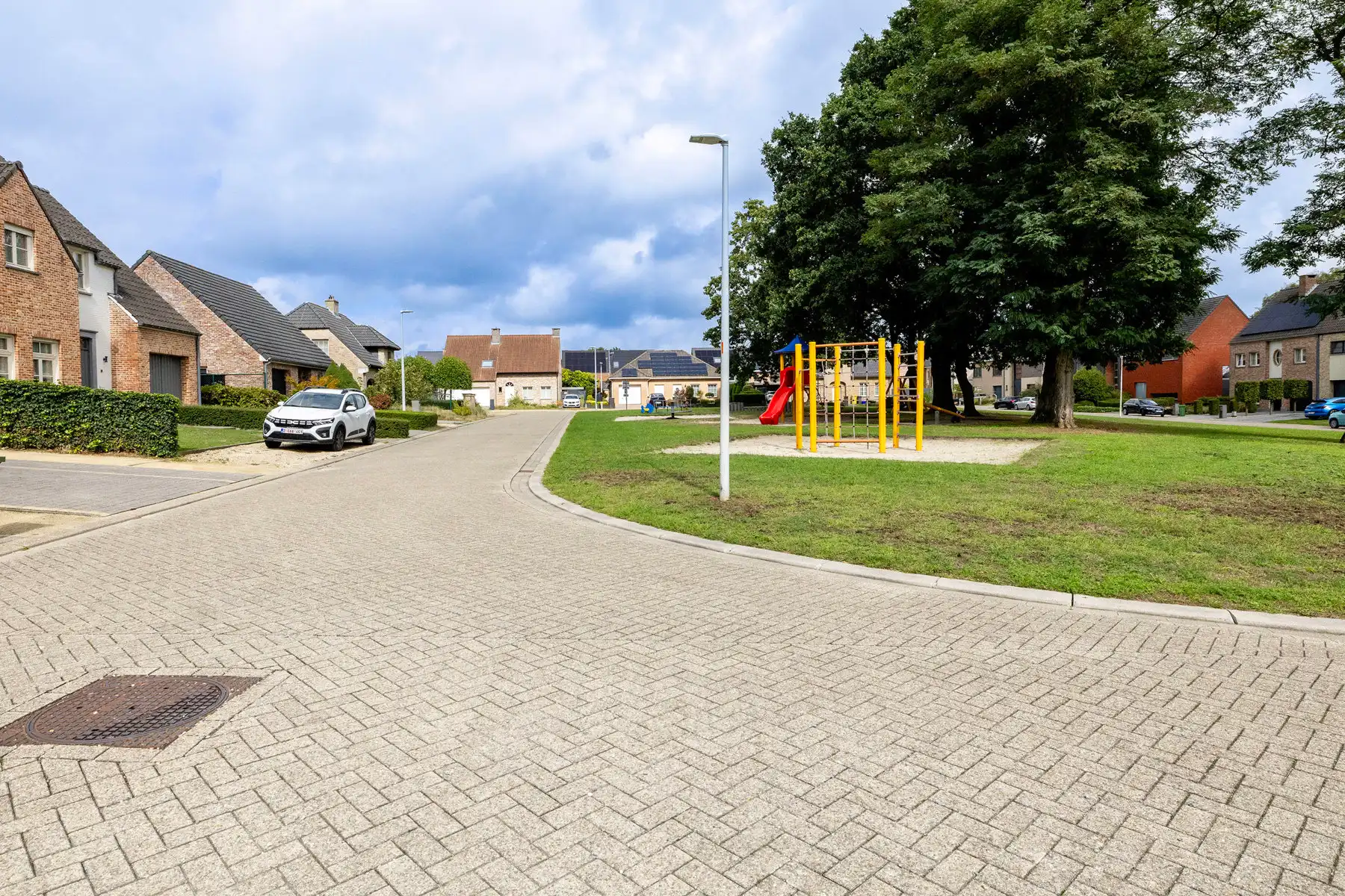 Instapklare open bebouwing met o.a. 3 slaapkamers in Bevel foto 29