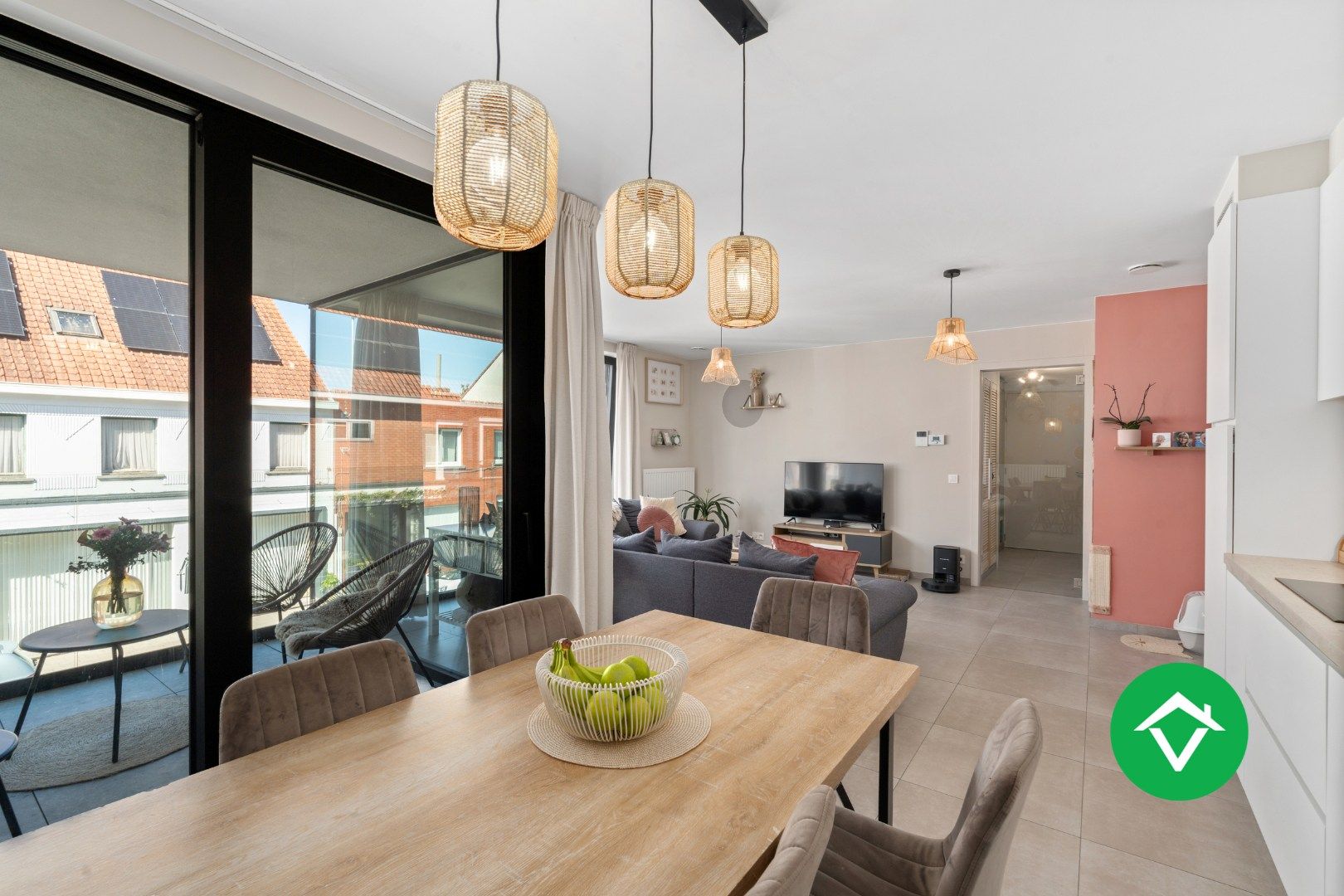 Recent nieuwbouwappartement gelegen op topligging te Eernegem foto 9