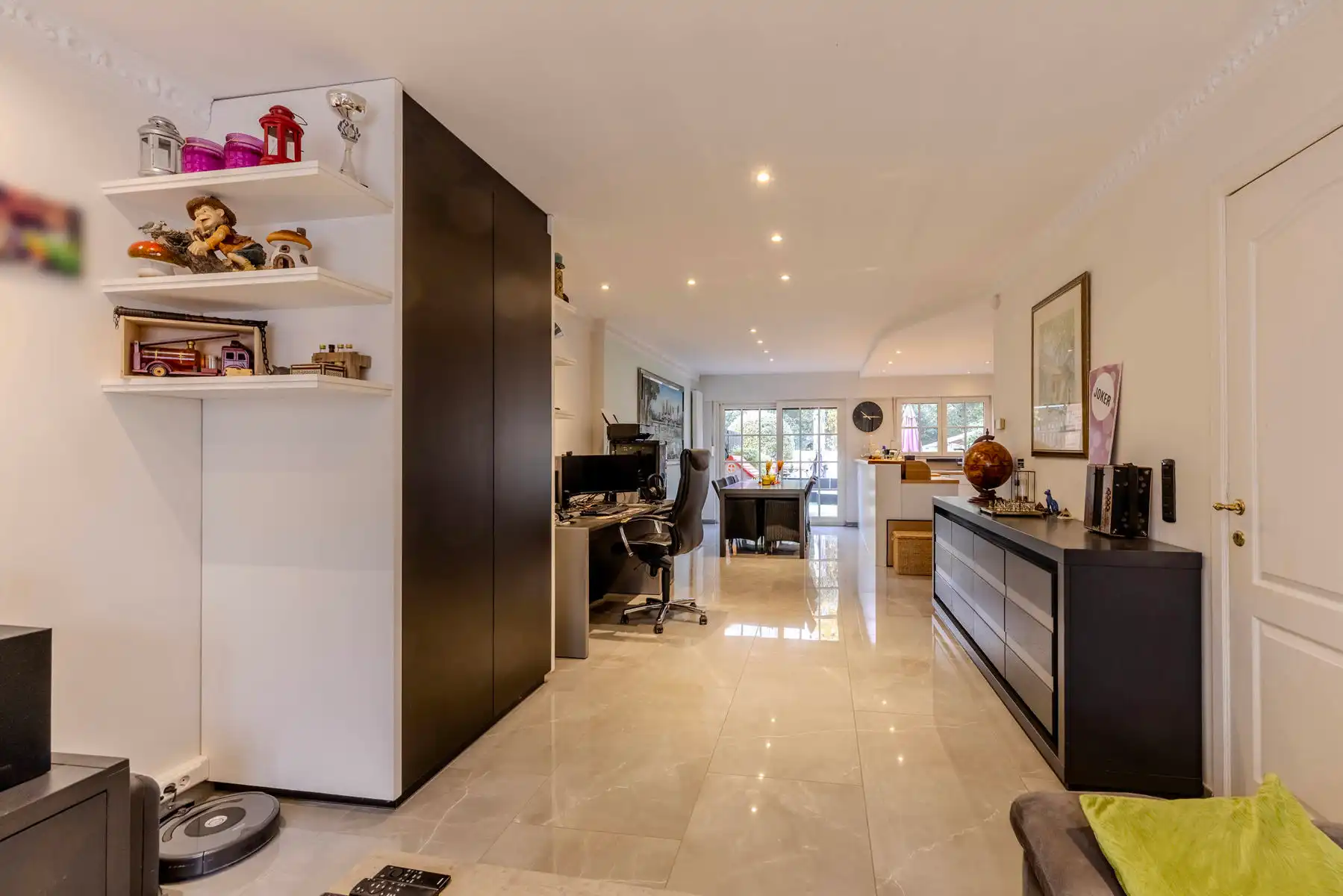 Ruime woning op toplocatie foto 8