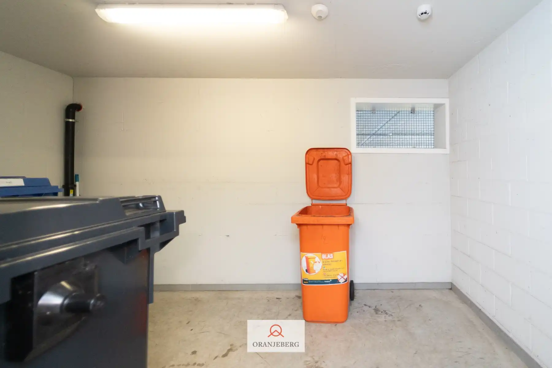 Modern gelijkvloers appartement in het groen foto 30