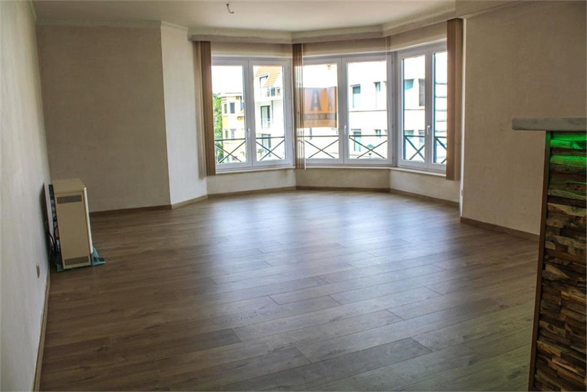 Zonnig en instapklaar hoekappartement vlakbij strand en winkels! foto 5