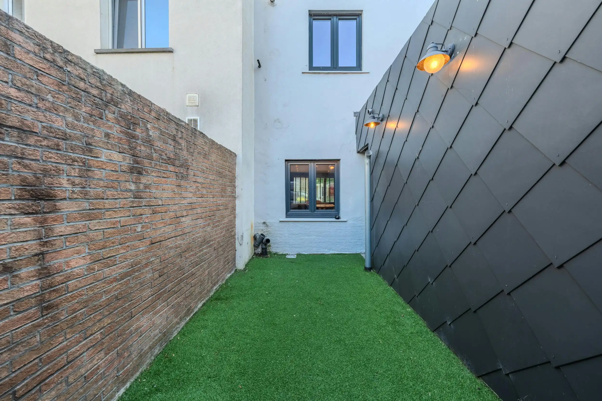 Gerenoveerde woning te koop in hartje Mariakerke te Oostende foto 10
