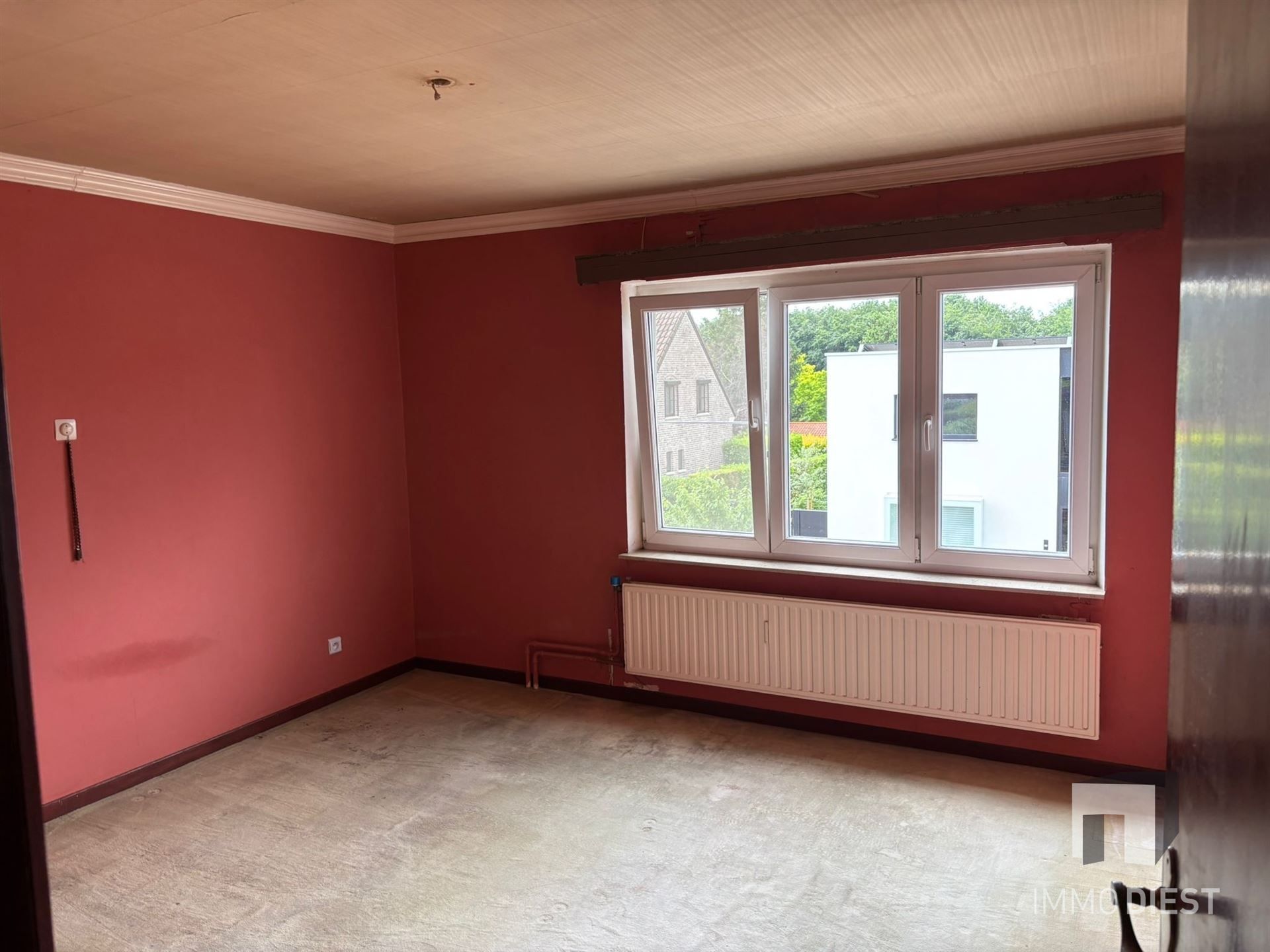 Leuke woning met tuin nabij het centrum - op te frissen foto 8