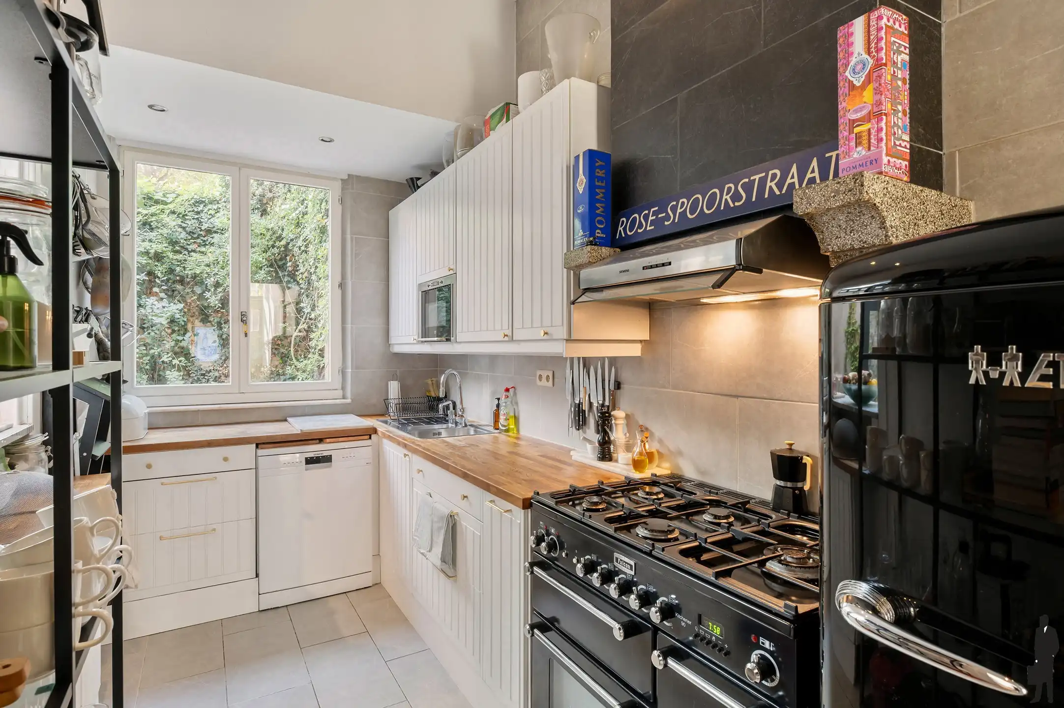 Prachtig herenhuis met ruime stadskoer foto 14