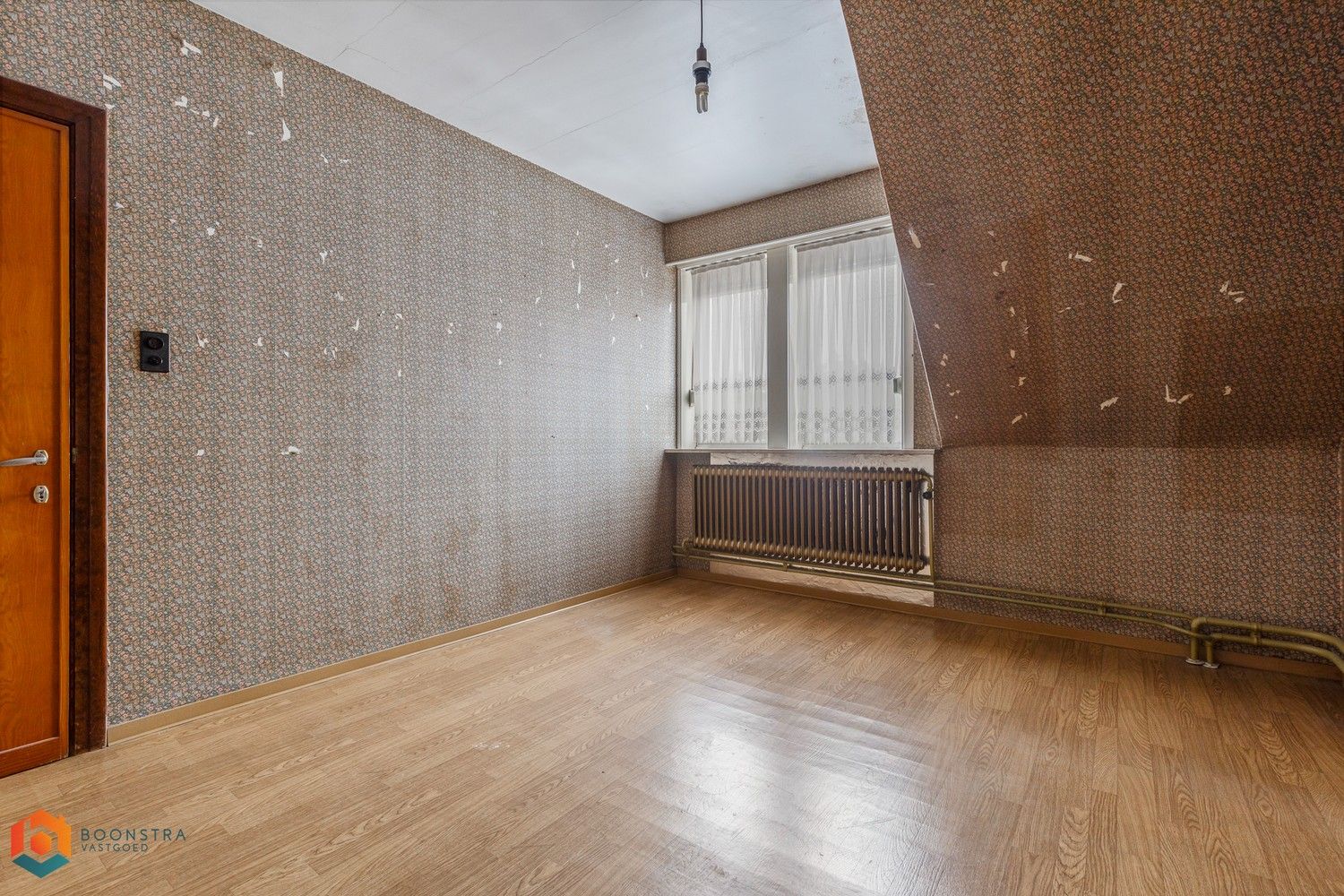 Op te frissen woning met 2 slpkrs op een perceel van 570 m2 foto 13