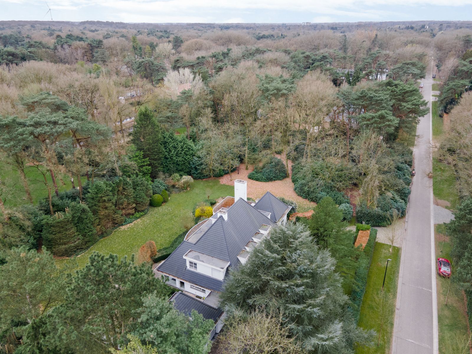 Te renoveren villa op toplocatie, voorkant Schilde  foto 40