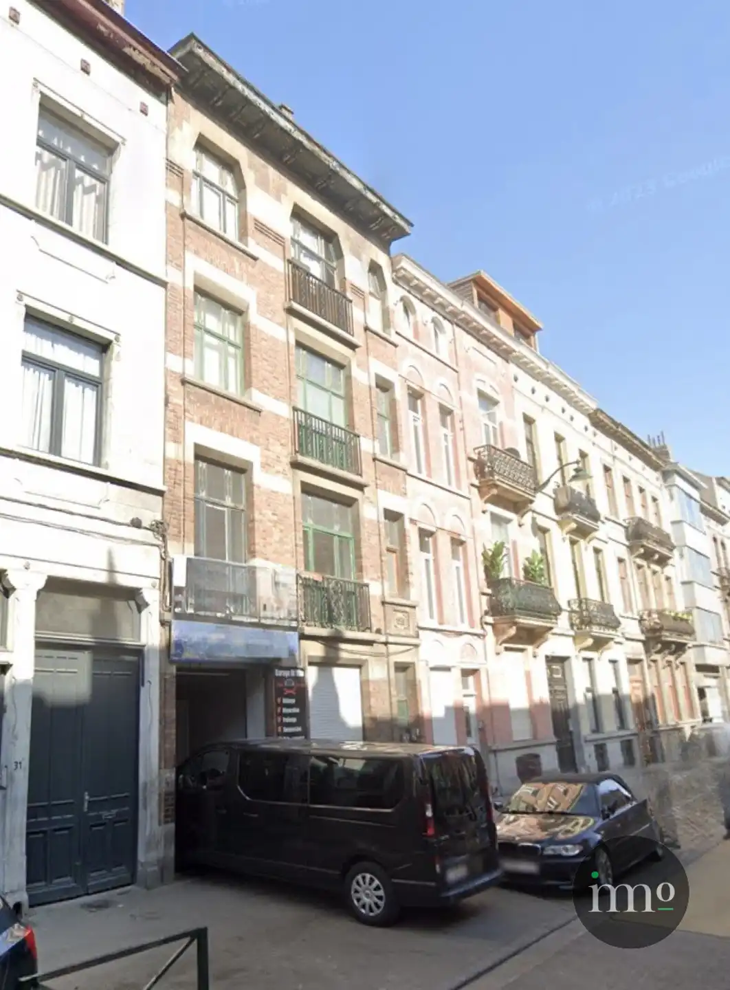 Garage op goedec handelsligging te koop foto 2