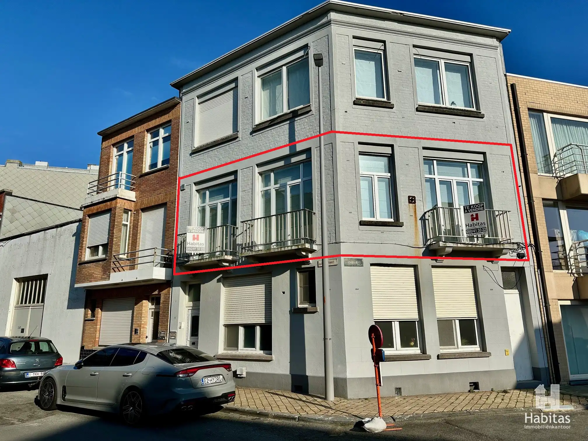 Bijzonder zonnig hoekappartement foto {{pictureIndex}}