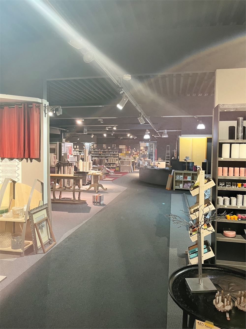 MODERN WINKELPAND NAAST KRUIDVAT MET PARKING foto 2